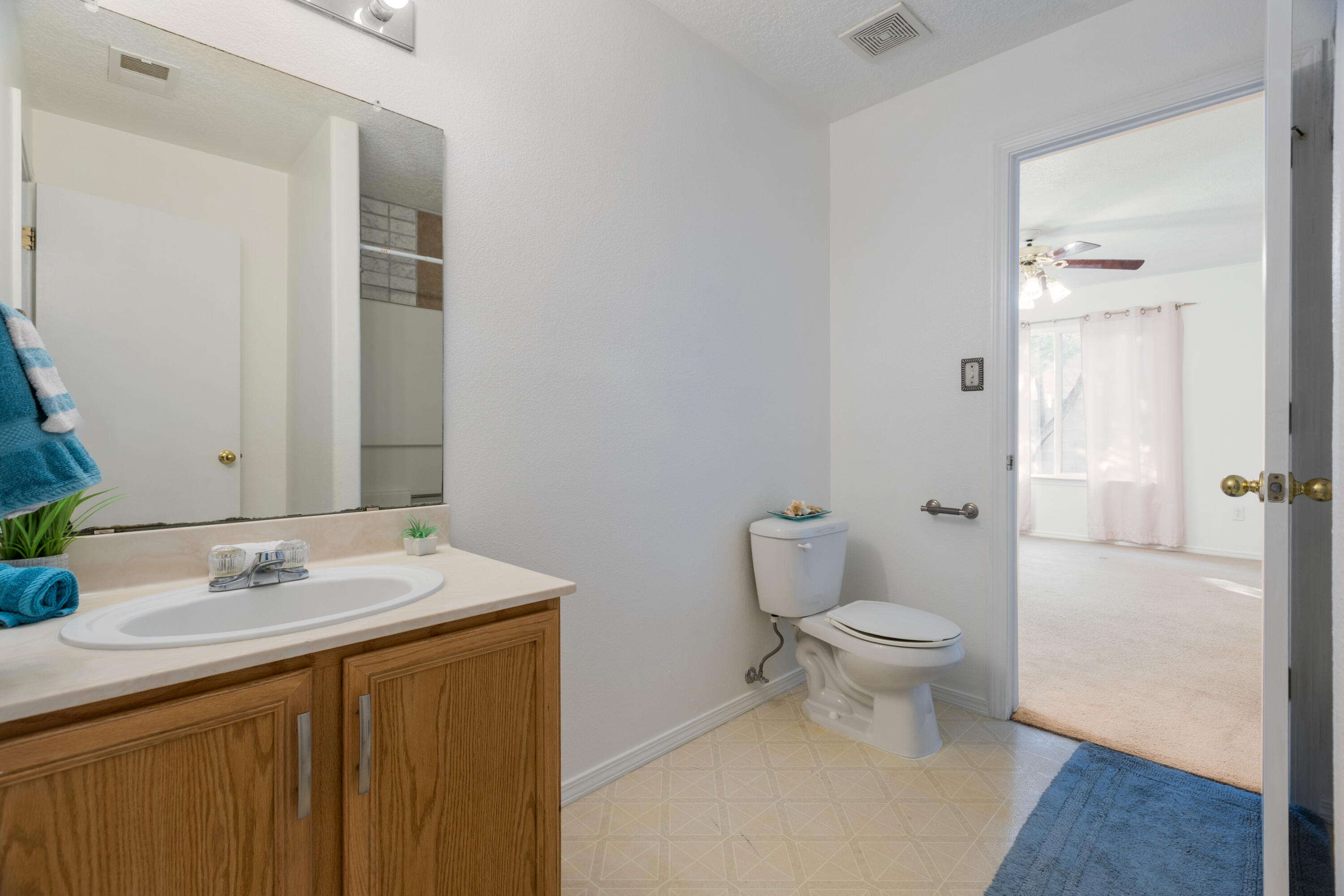 2177 Sagecrest Loop NE