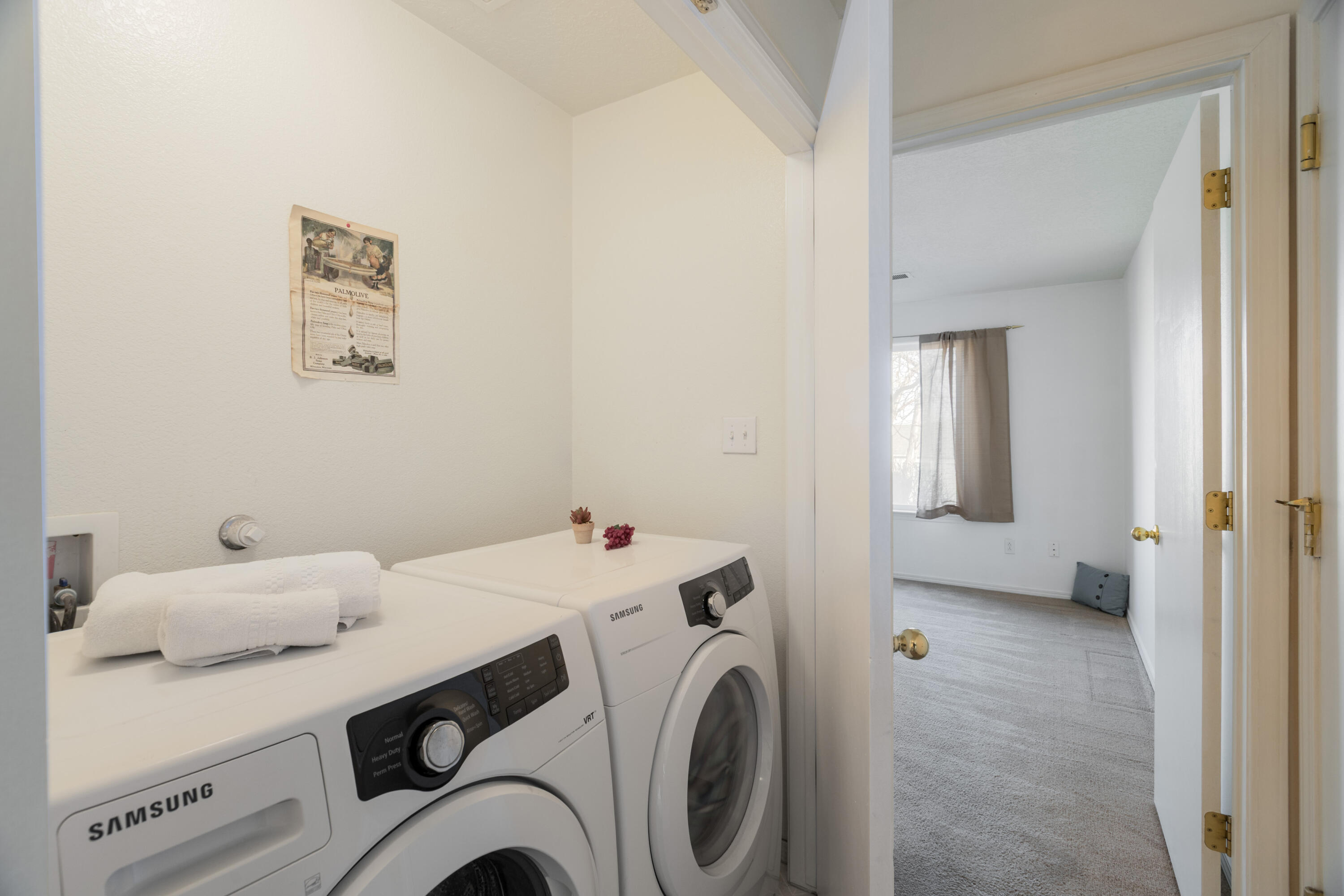 2177 Sagecrest Loop NE