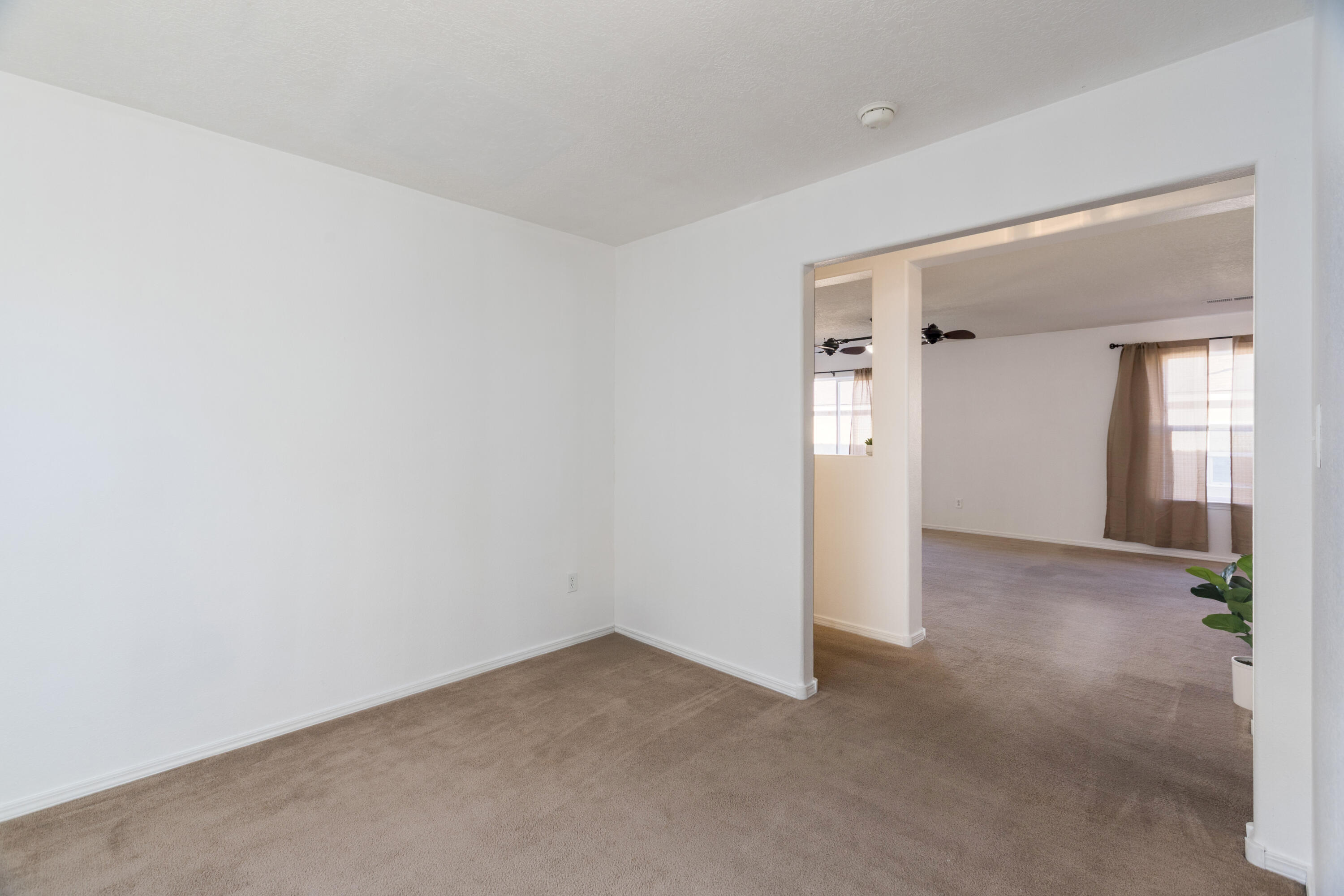 2177 Sagecrest Loop NE