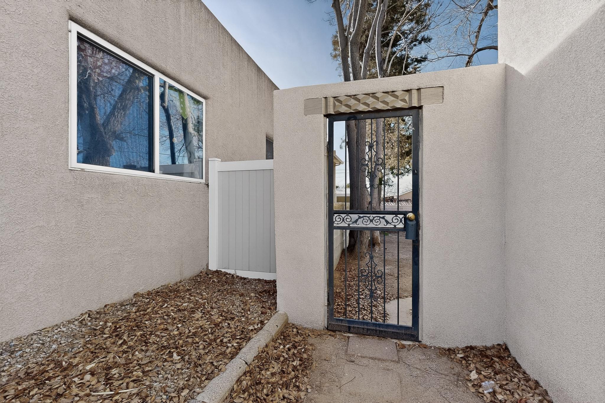 511 Carlisle Boulevard SE