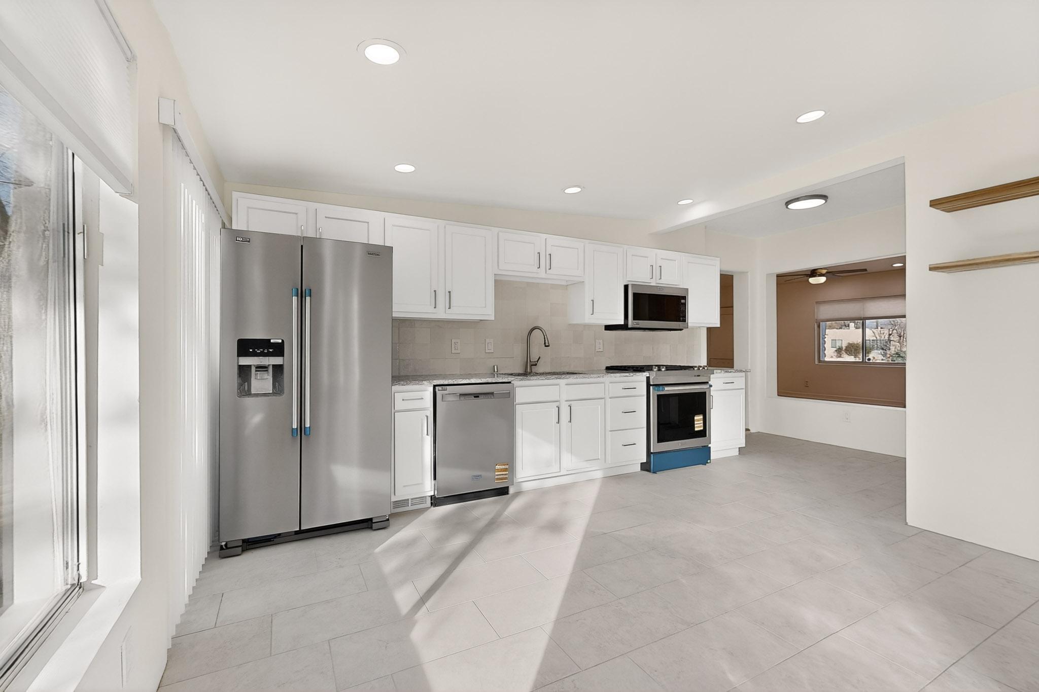 511 Carlisle Boulevard SE