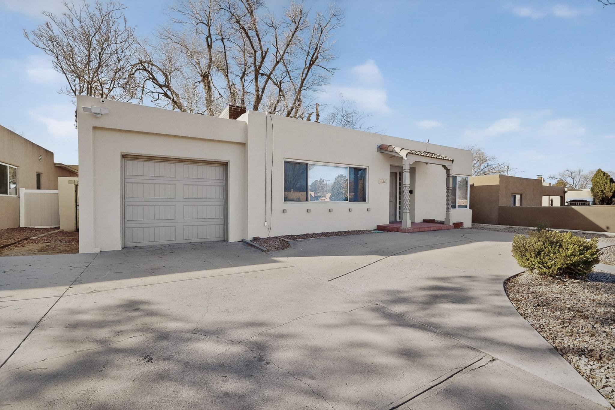 511 Carlisle Boulevard SE