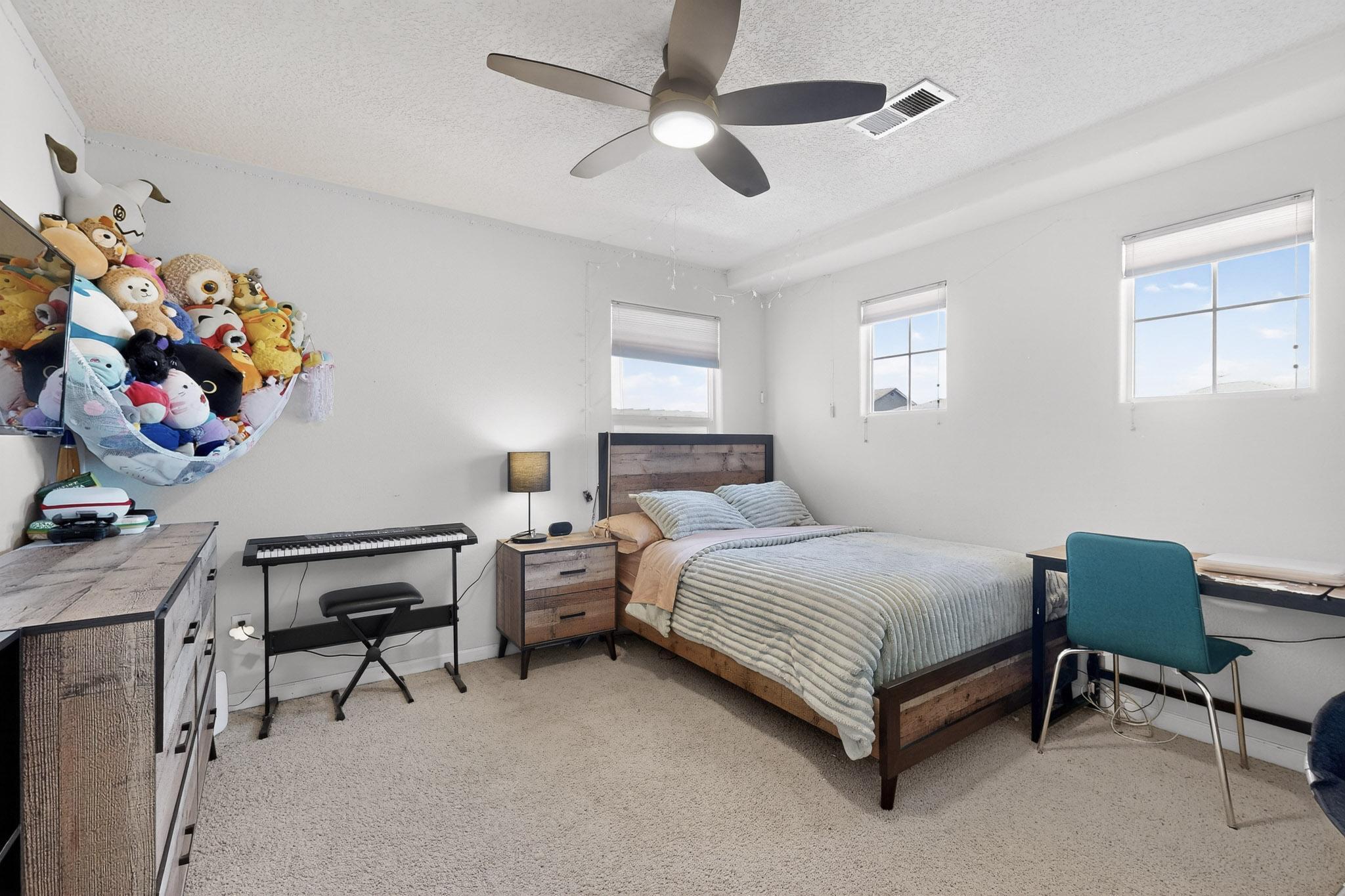 7121 Fairbanks Drive NE