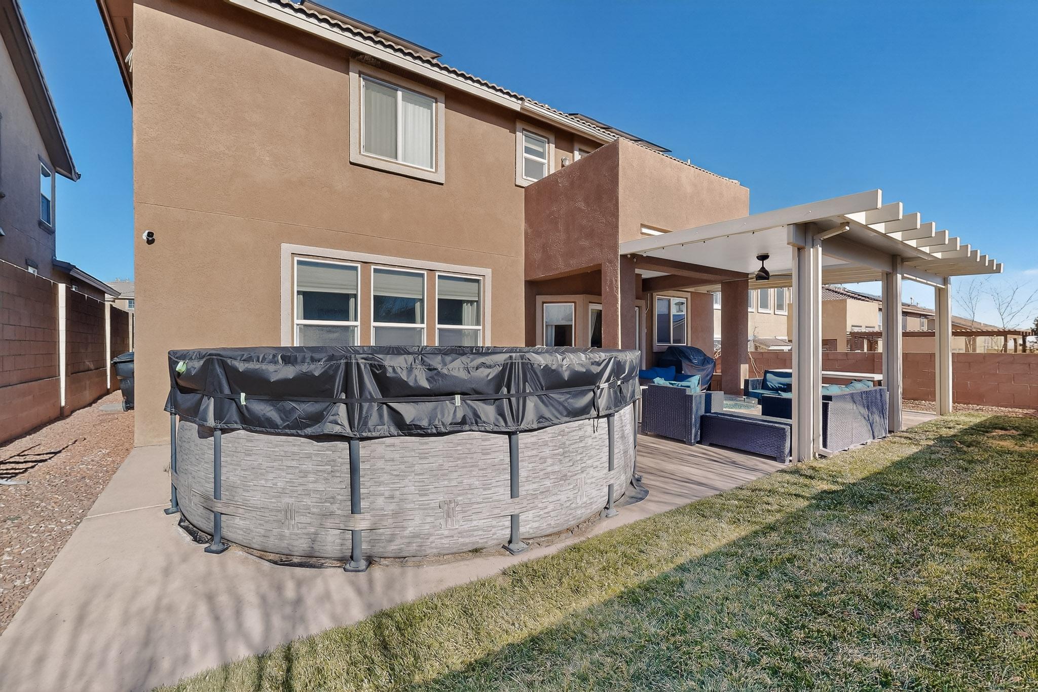 7121 Fairbanks Drive NE