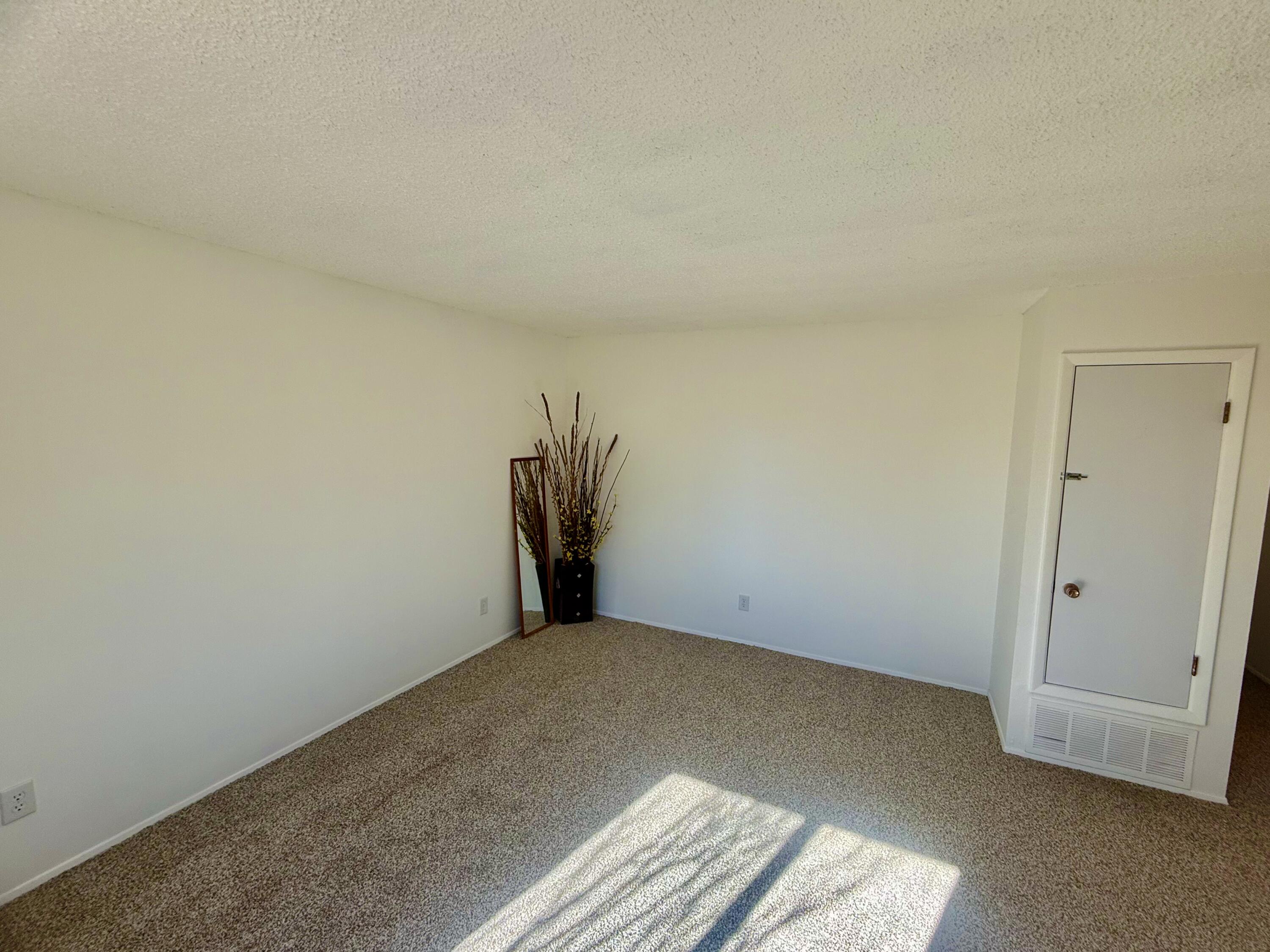 14221 Domingo Road NE