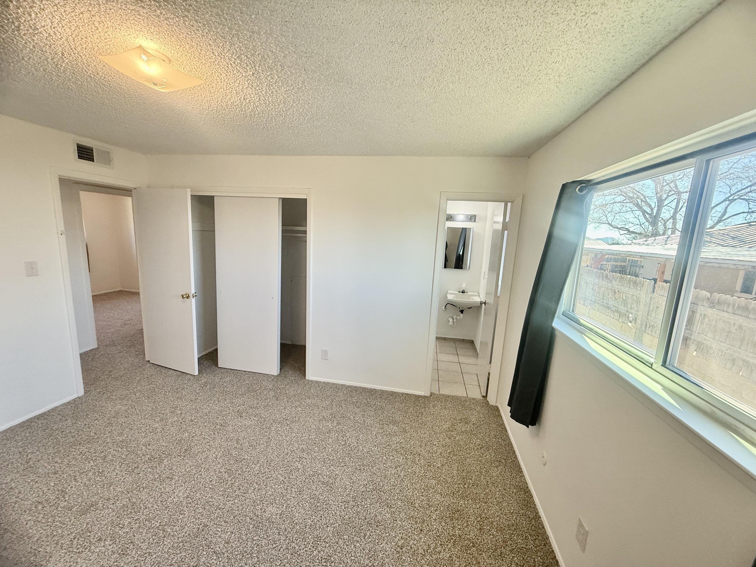 14221 Domingo Road NE