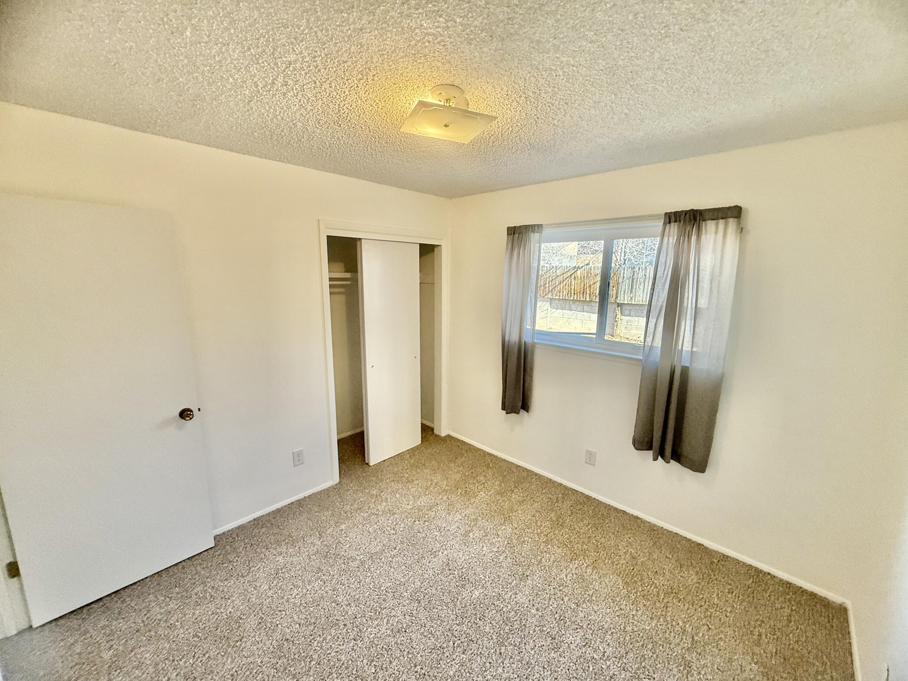 14221 Domingo Road NE