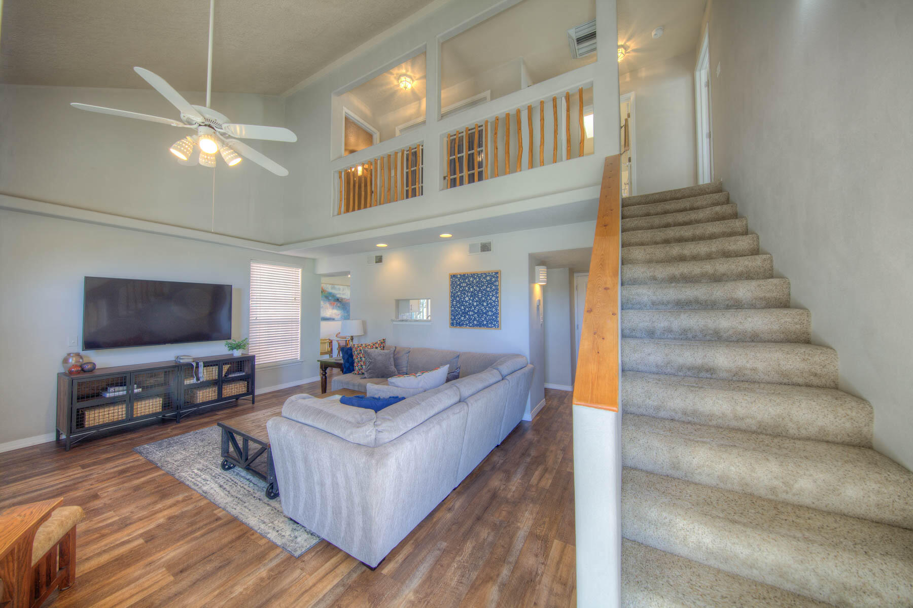 5732 Bartonwood Place NE