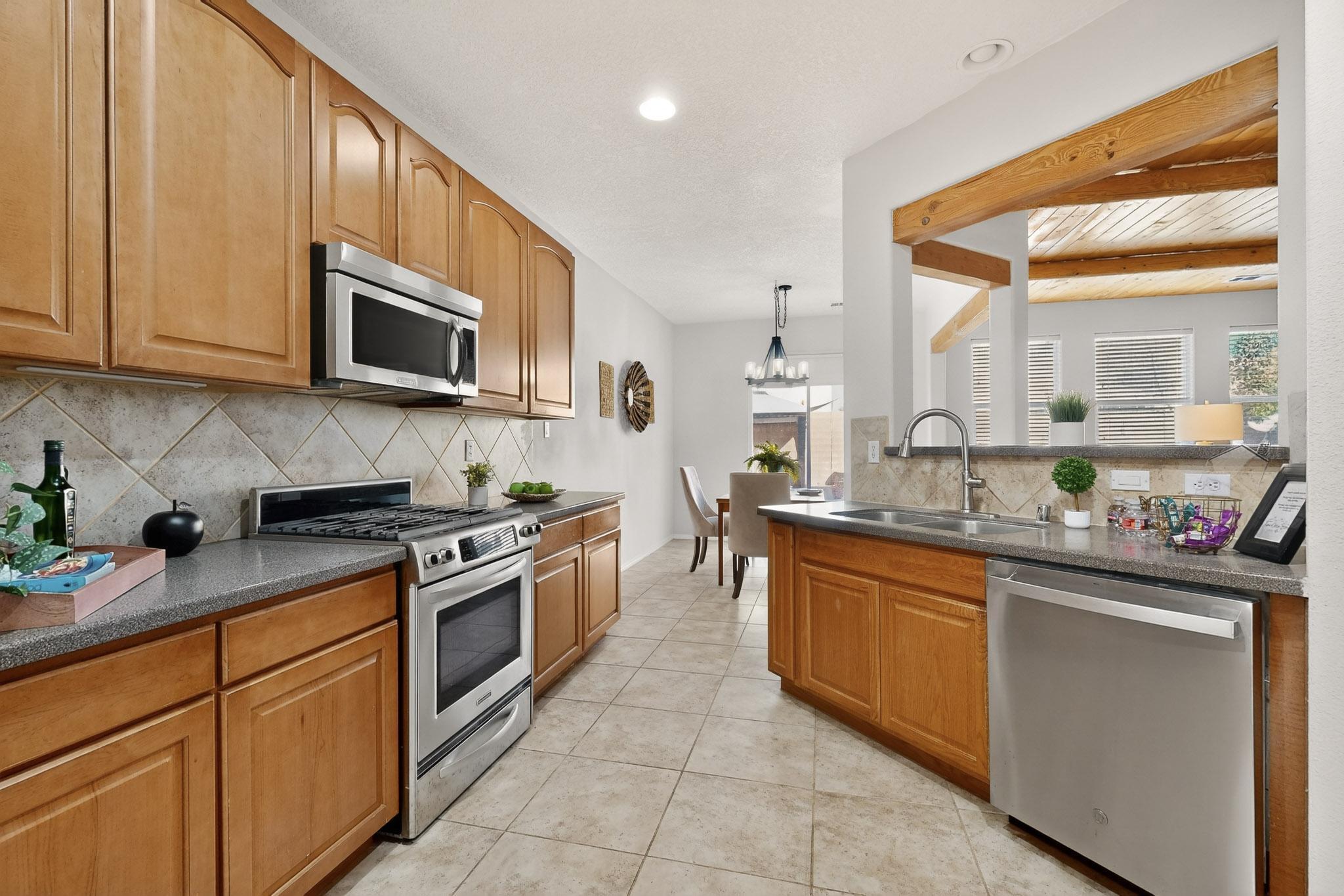 2235 Montevine Court SE