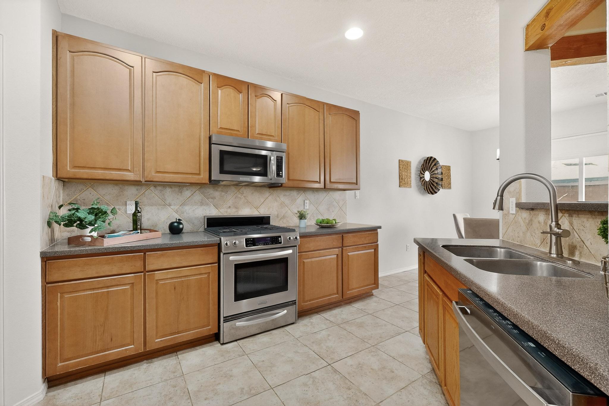 2235 Montevine Court SE