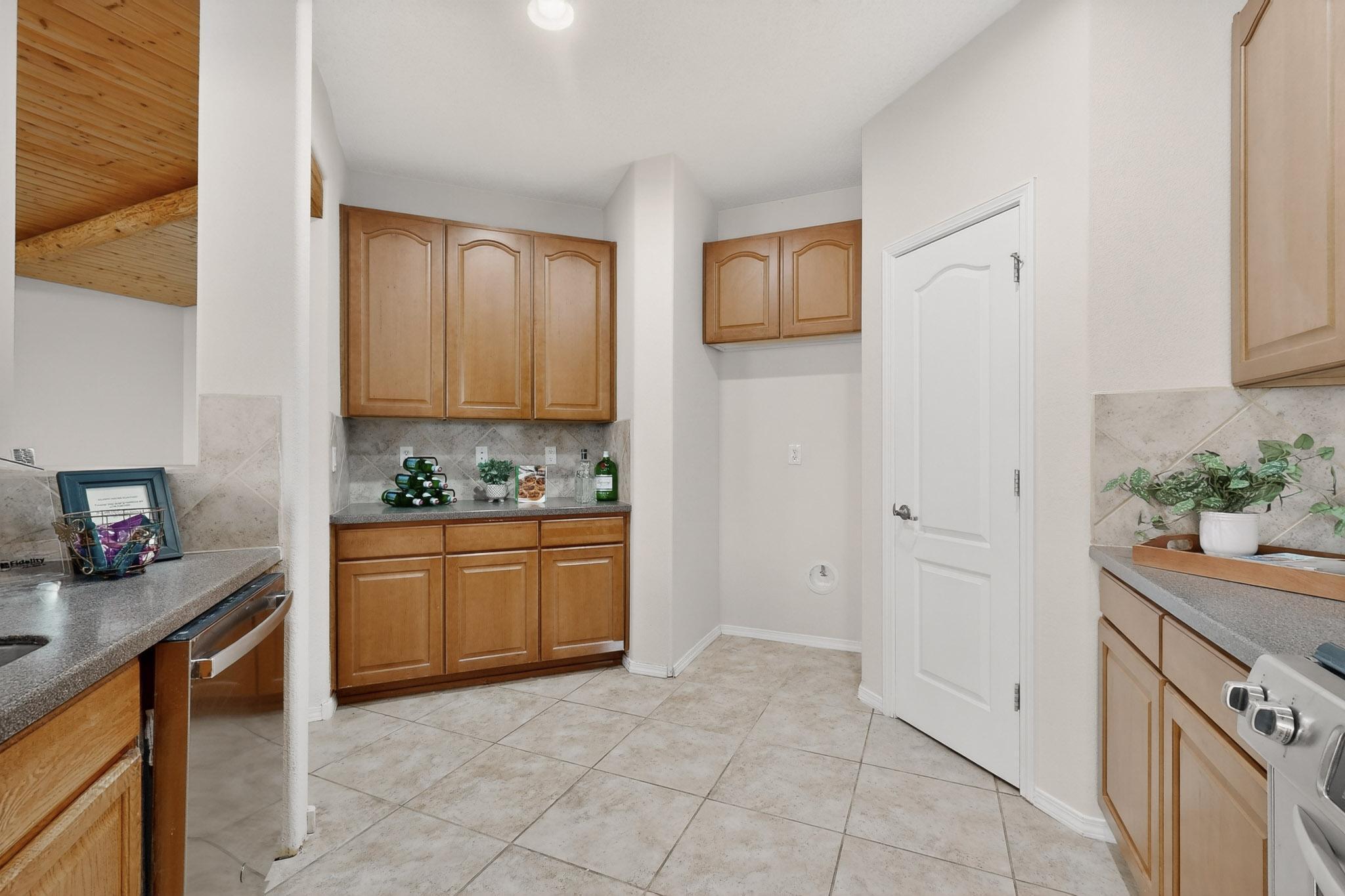 2235 Montevine Court SE