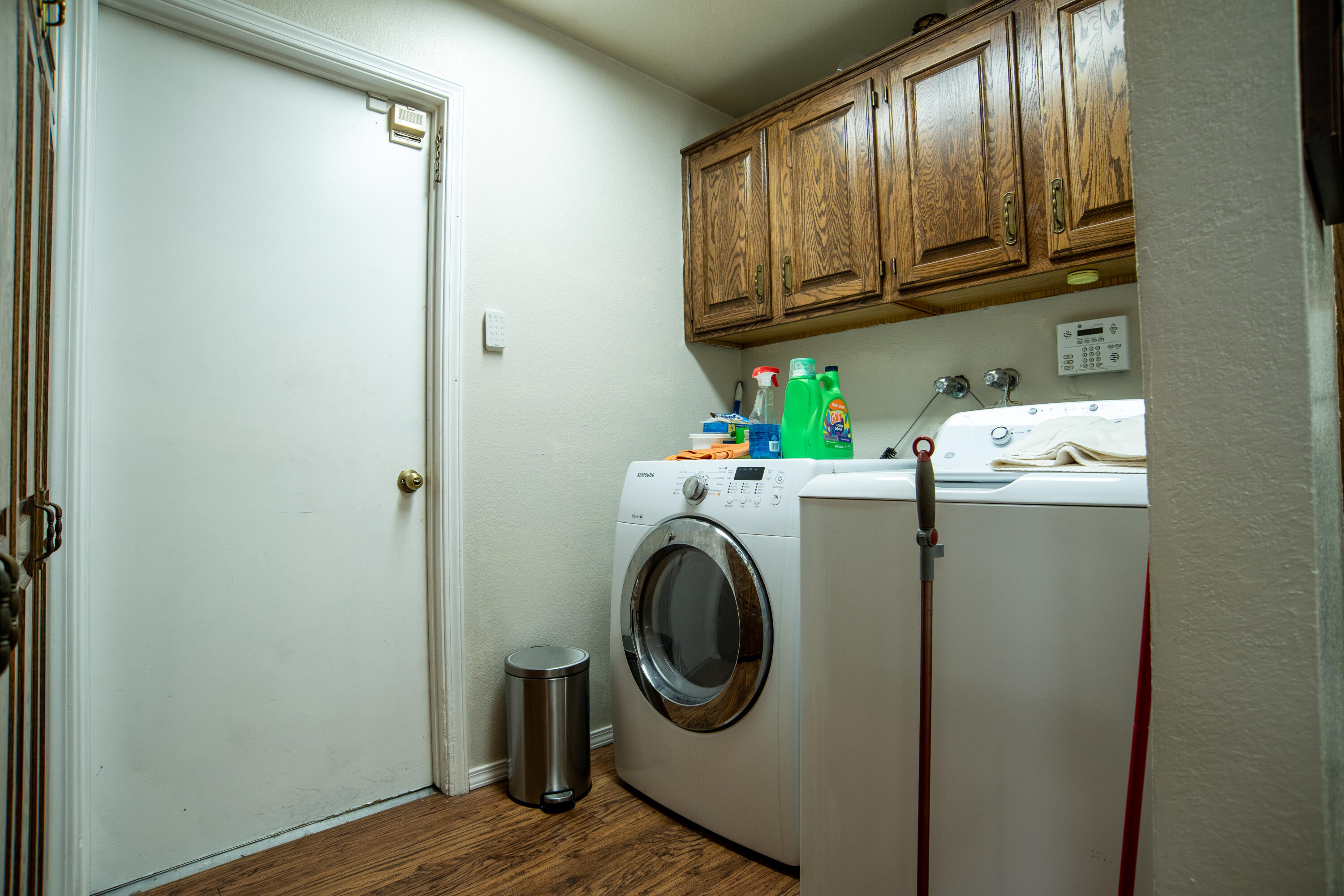 6436 Colleen Avenue NE