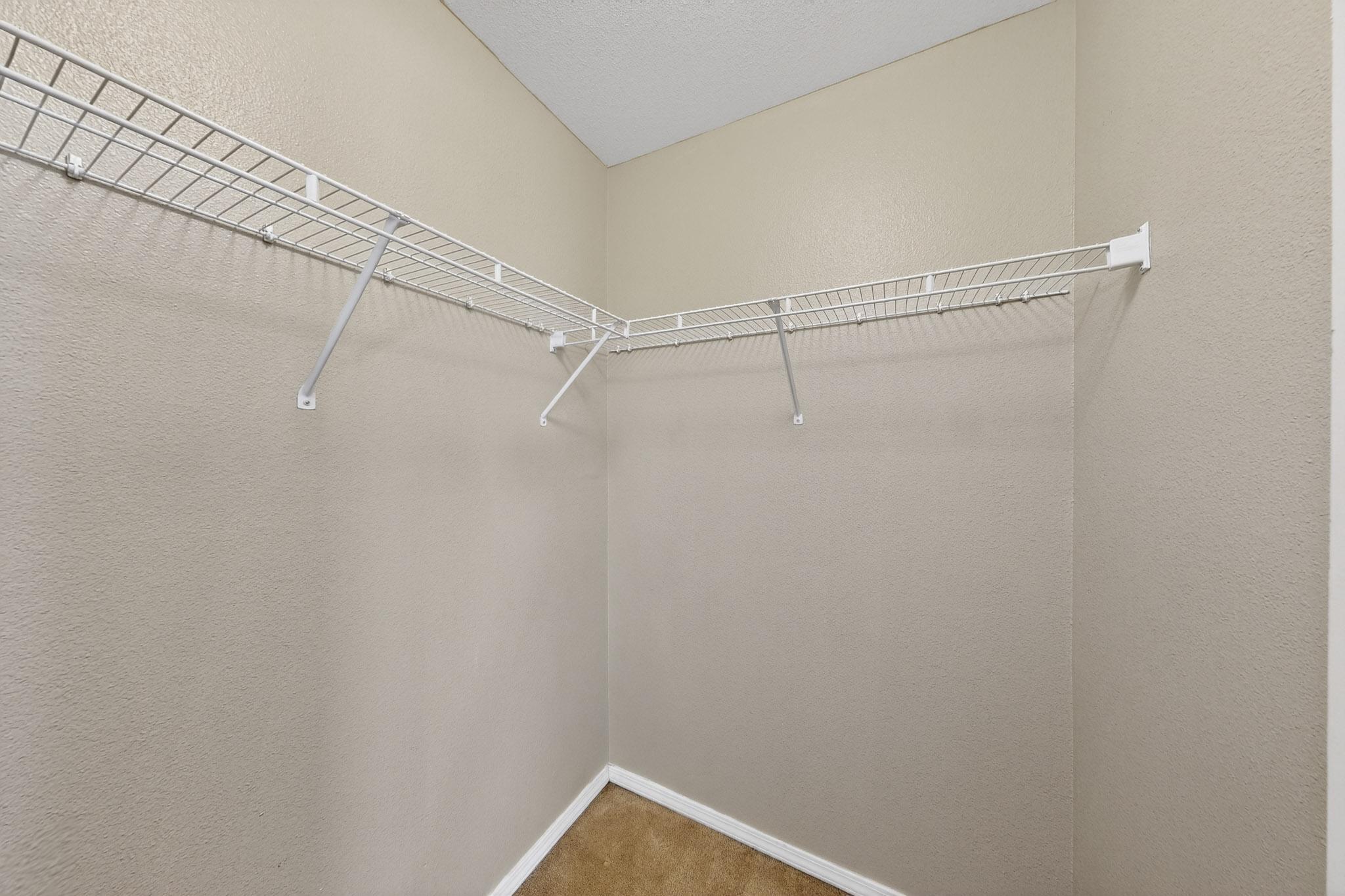 700 Lone Pine Drive SW