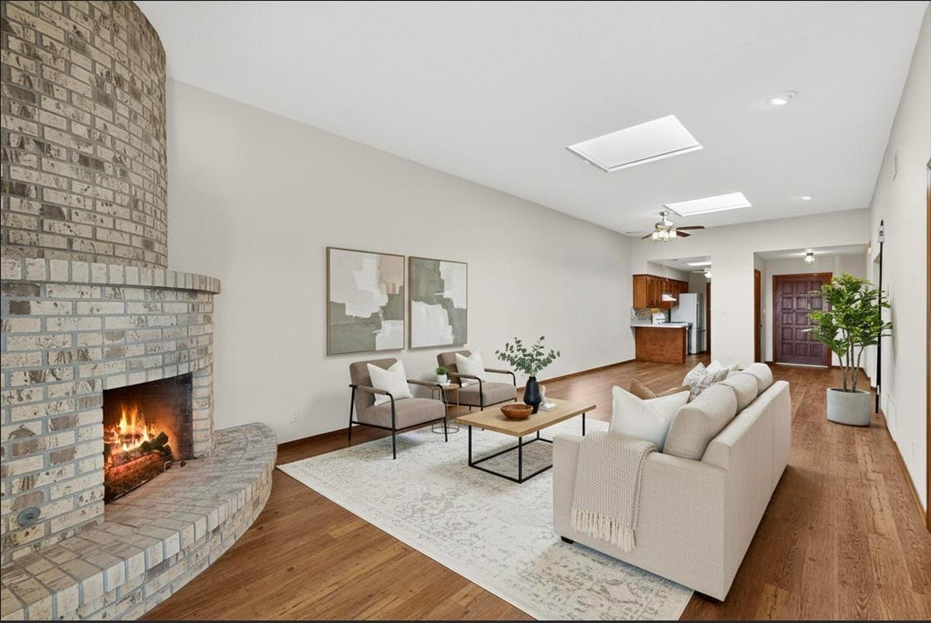 1543 Donette Place NE