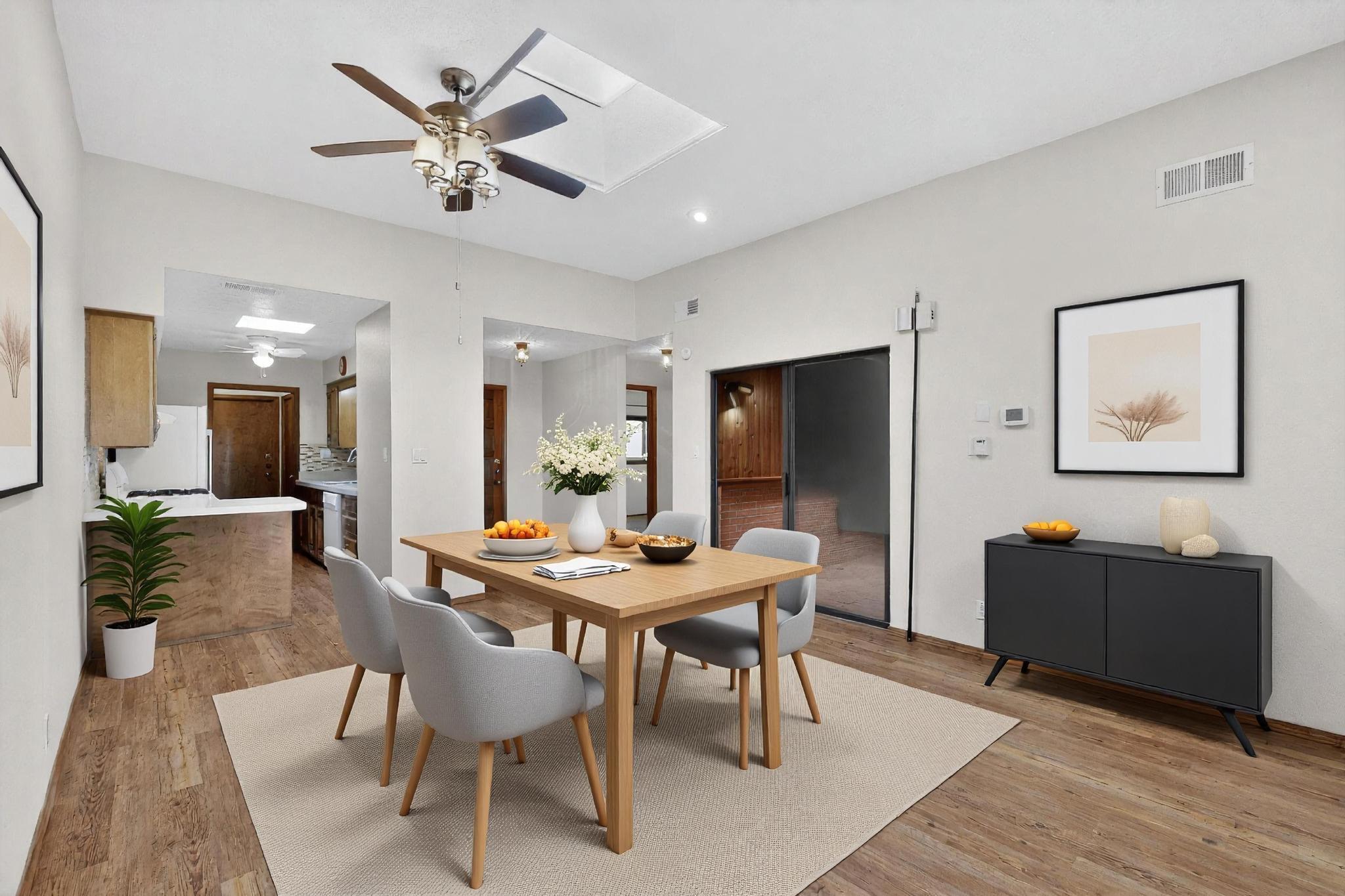 1543 Donette Place NE