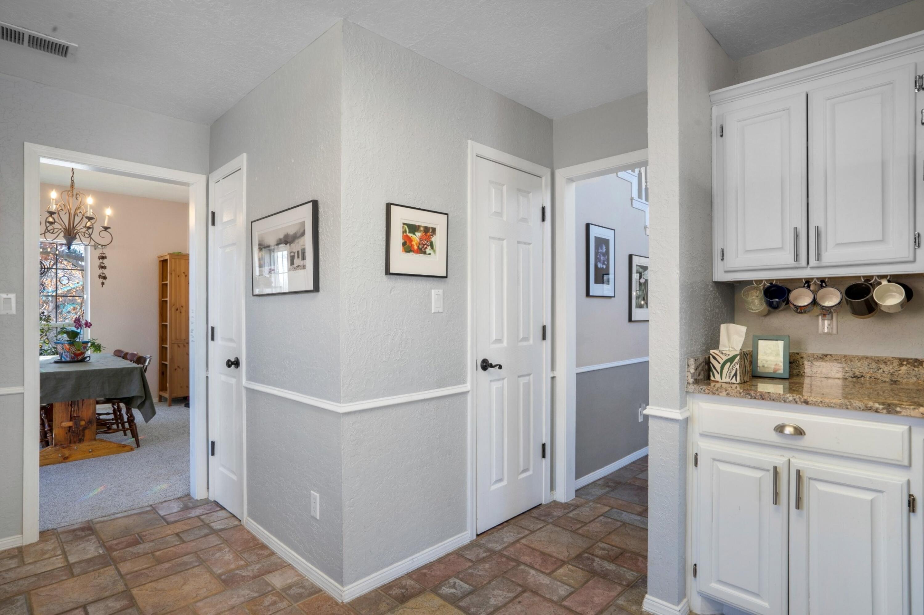 4327 Rio Colorado Road NW