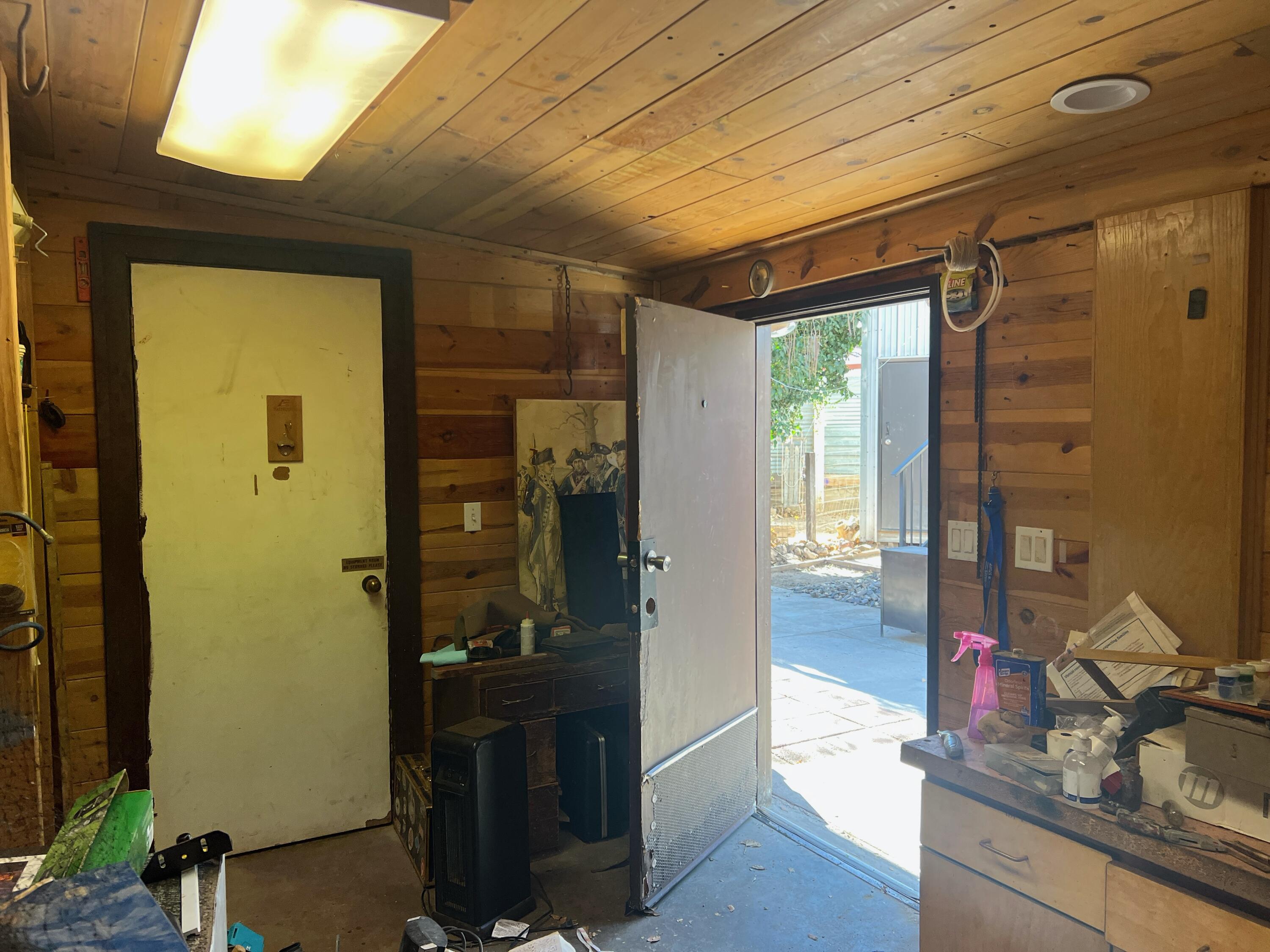 1022 Cerro Vista Road SW