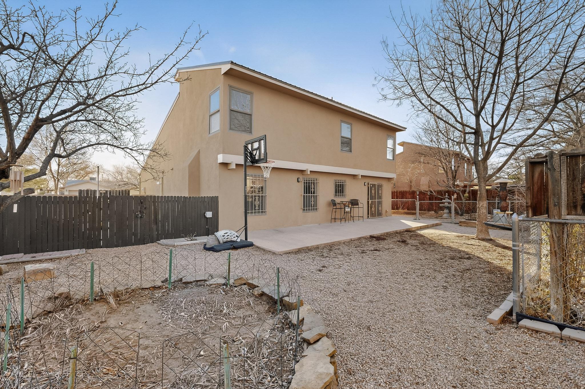 5419 Kachina Street NW