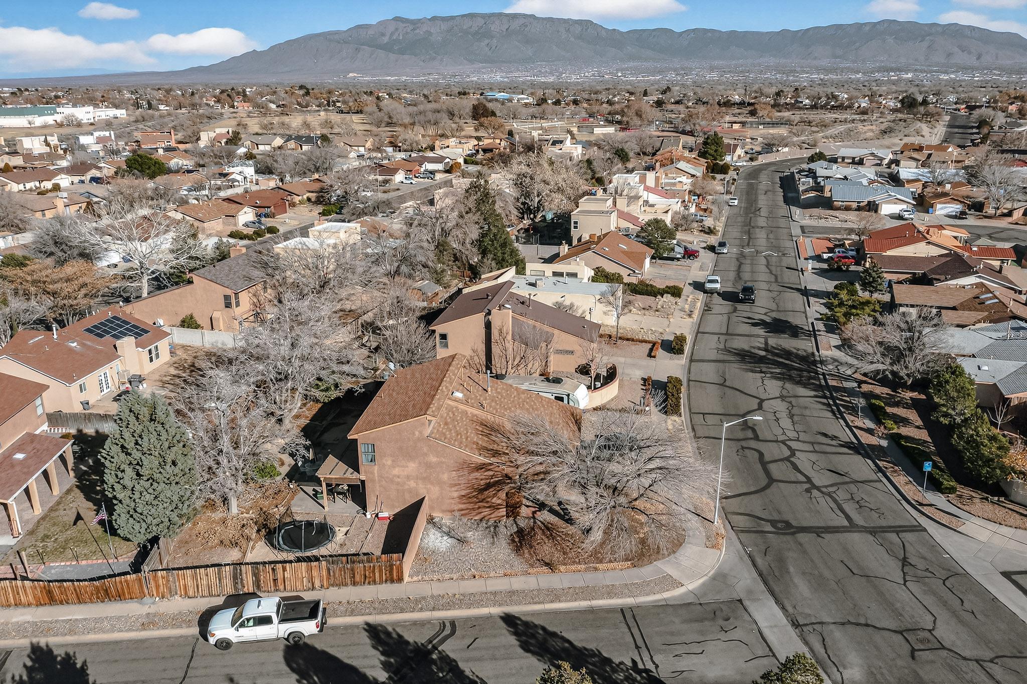 5419 Kachina Street NW