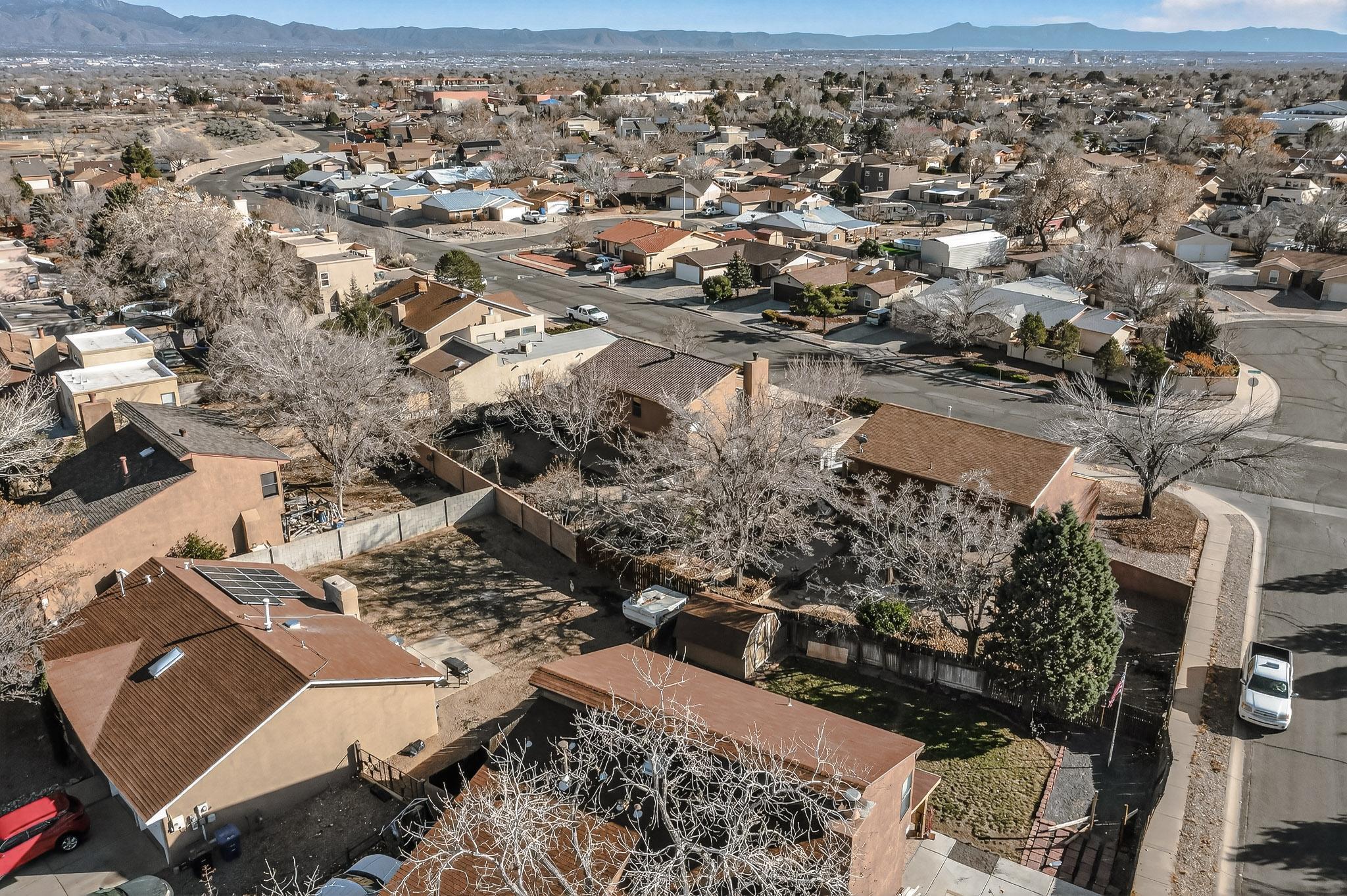 5419 Kachina Street NW