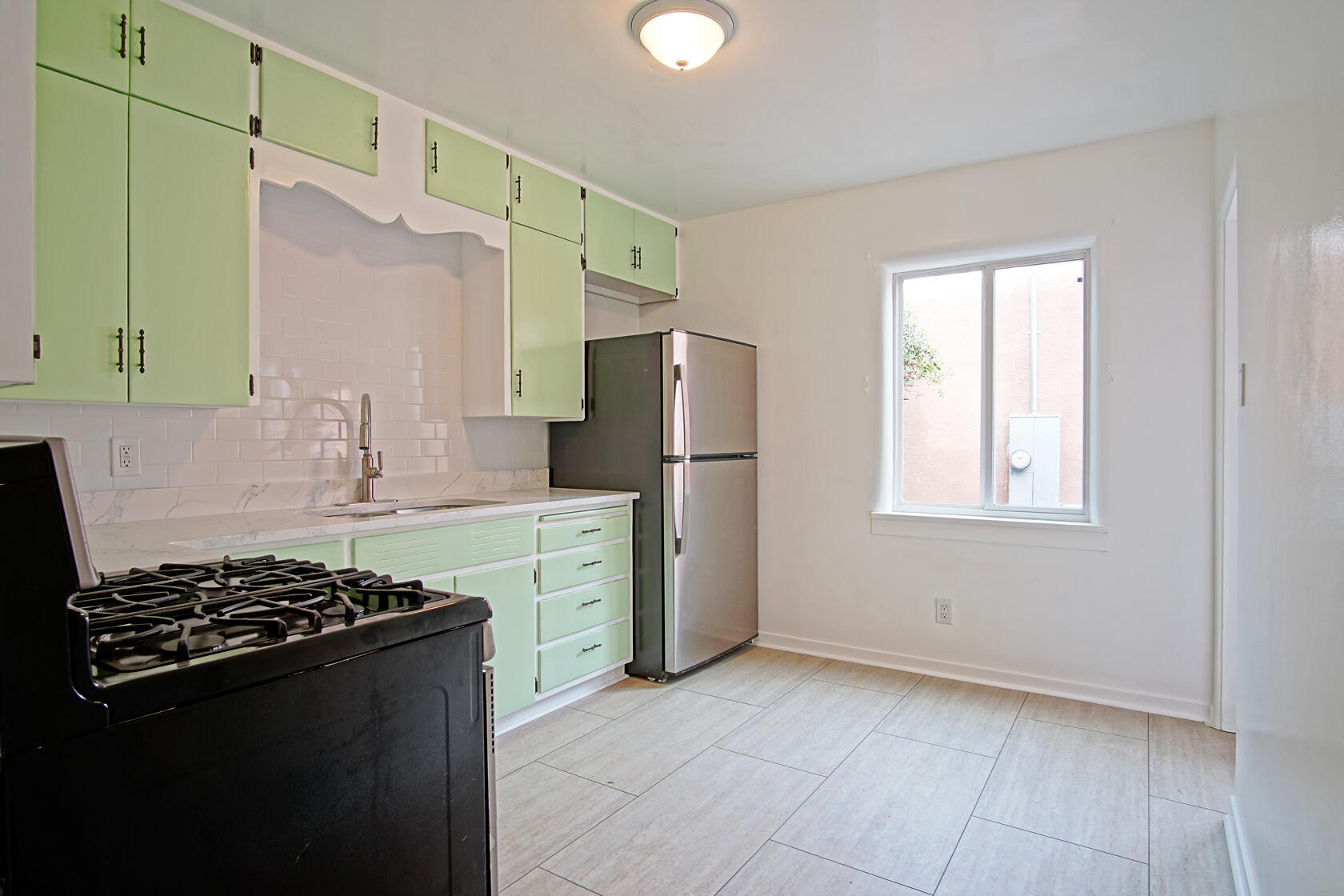 425 Sierra Drive SE