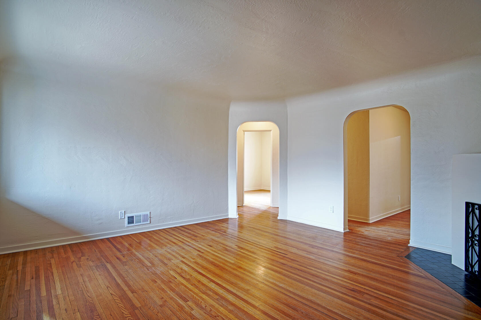 425 Sierra Drive SE