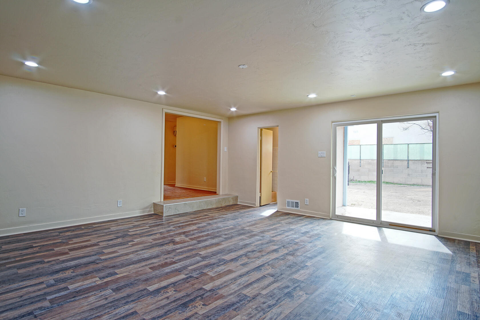 425 Sierra Drive SE