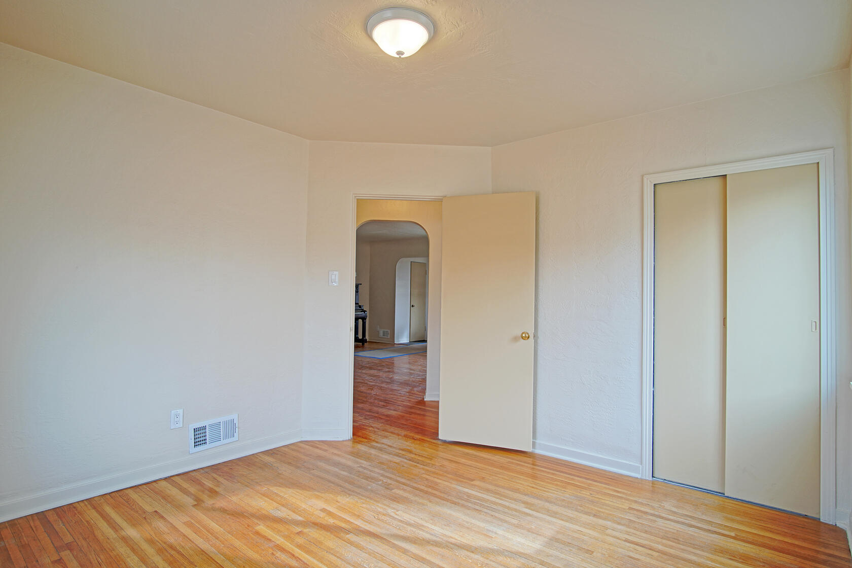 425 Sierra Drive SE