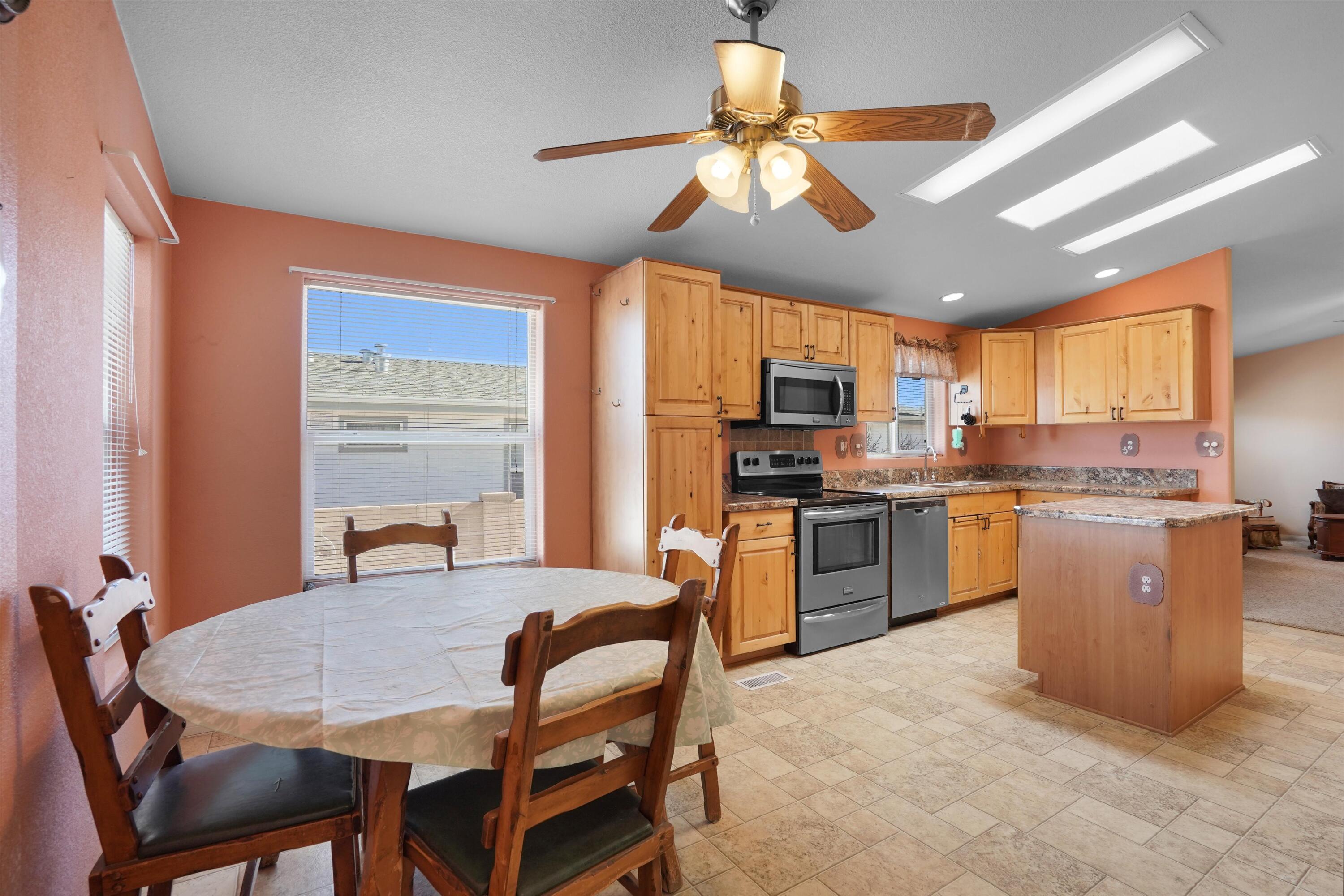 213 Sunrise Bluffs Drive