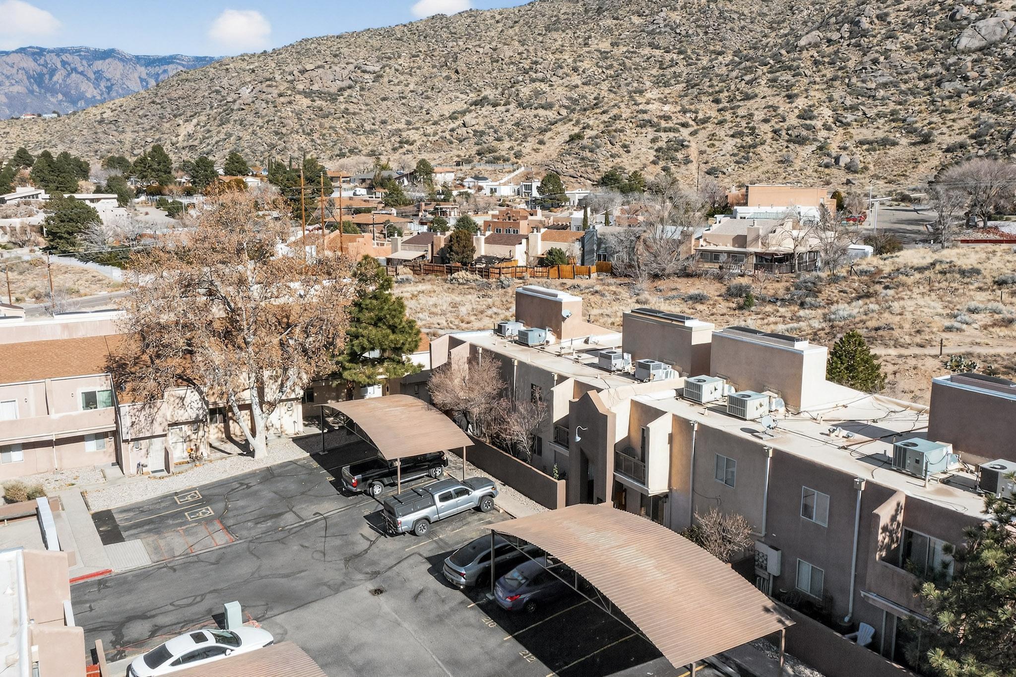 13202 Candelaria Road NE