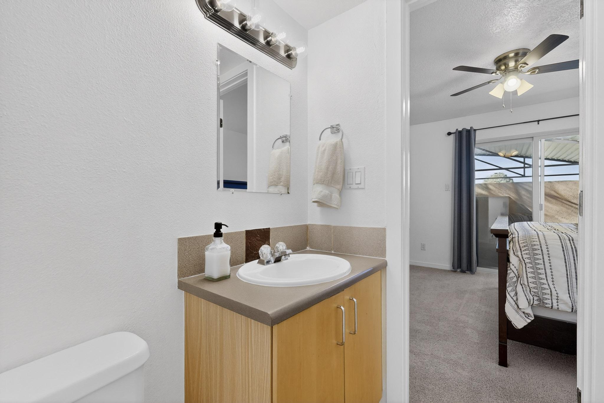 13202 Candelaria Road NE