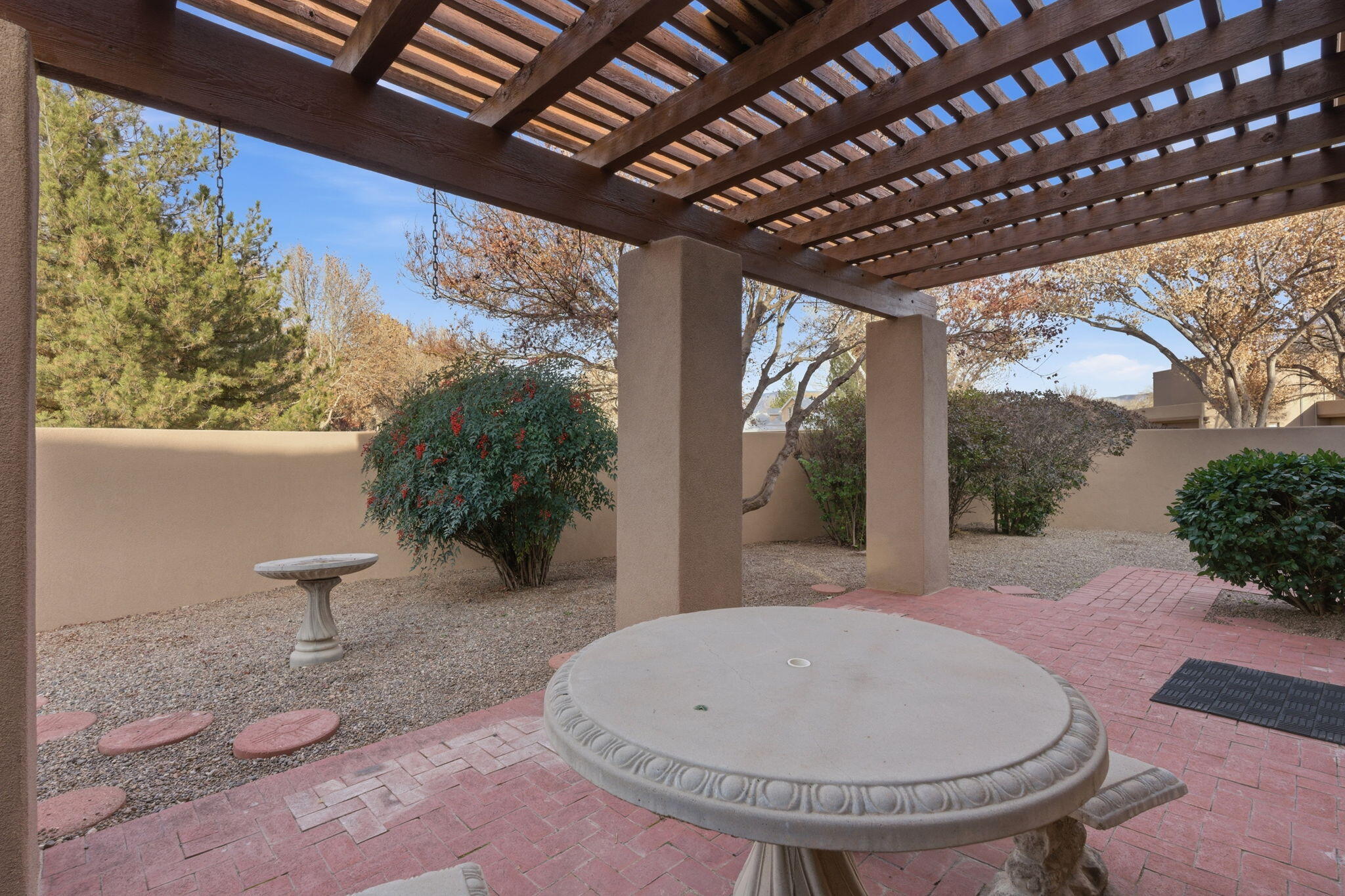 5801 Padre Roberto Road NW