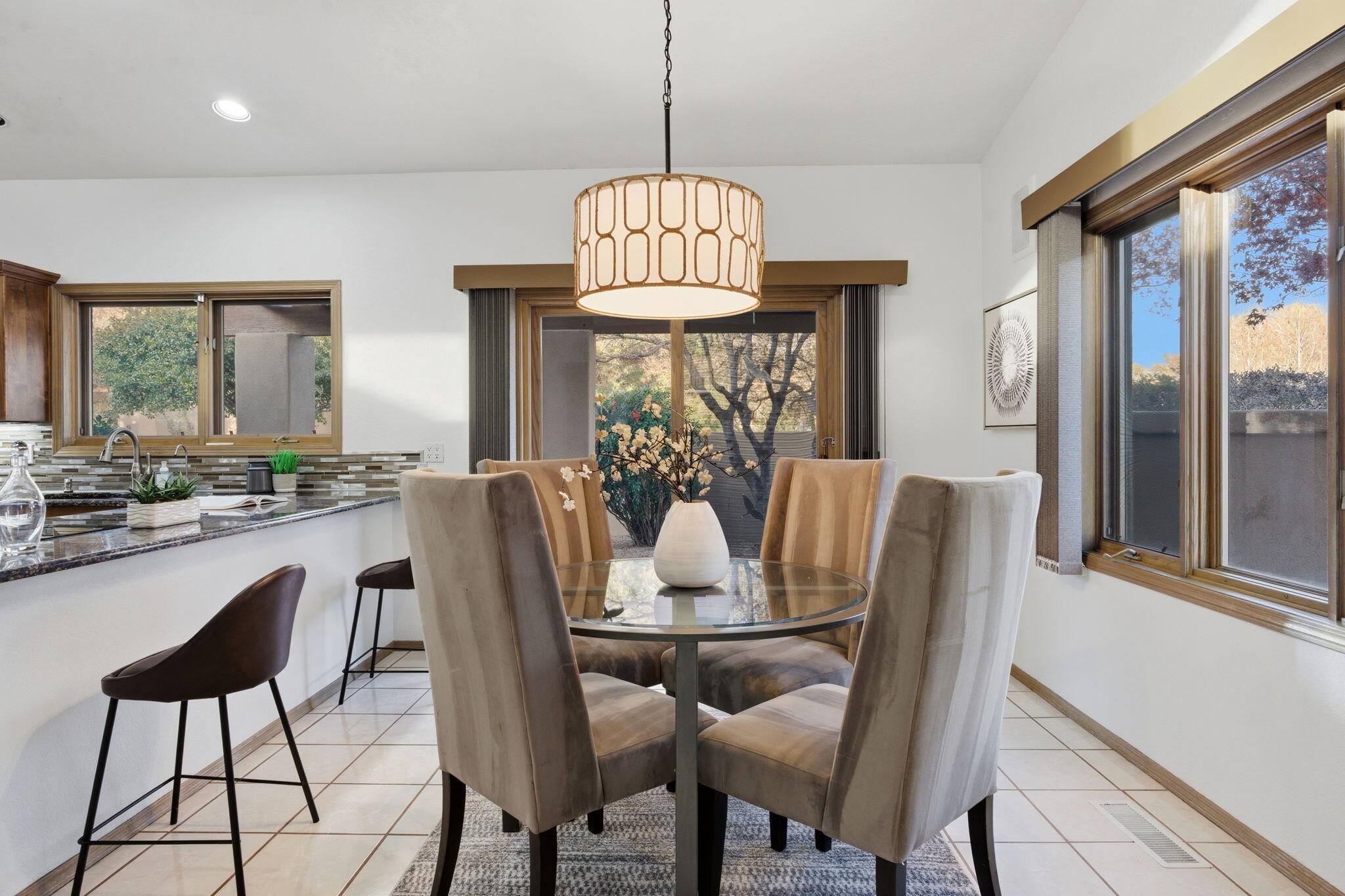 5801 Padre Roberto Road NW