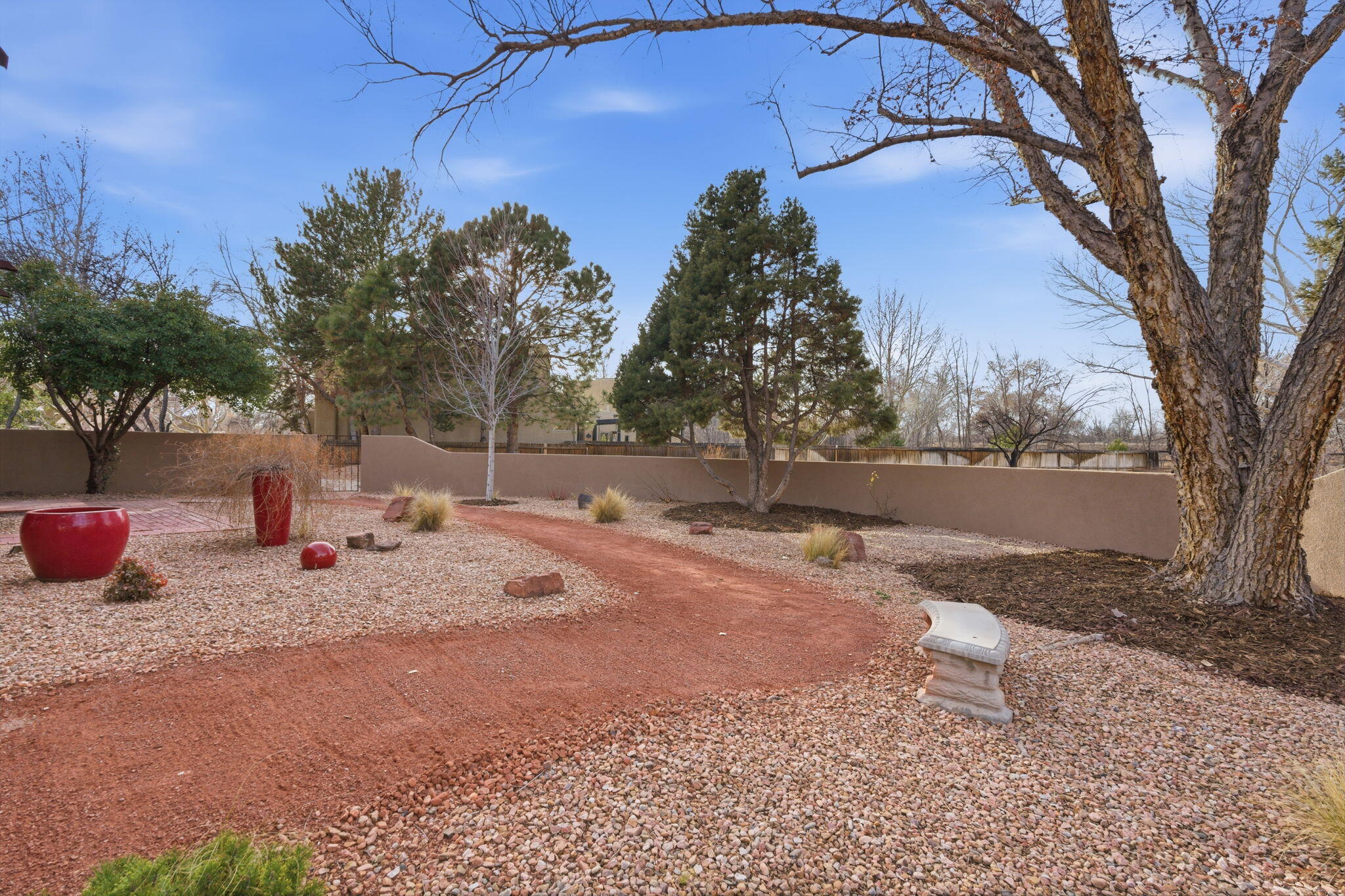 5801 Padre Roberto Road NW