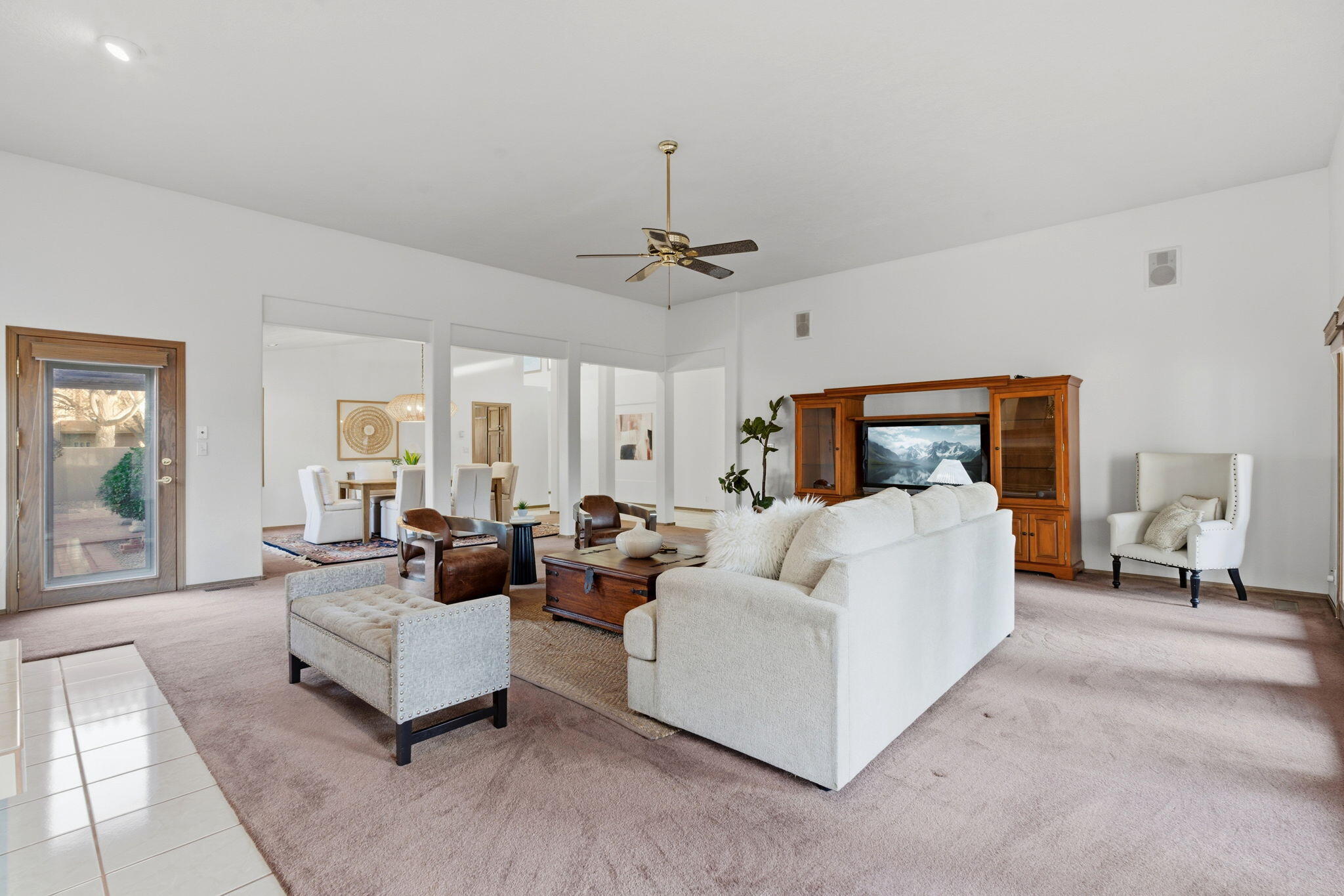 5801 Padre Roberto Road NW