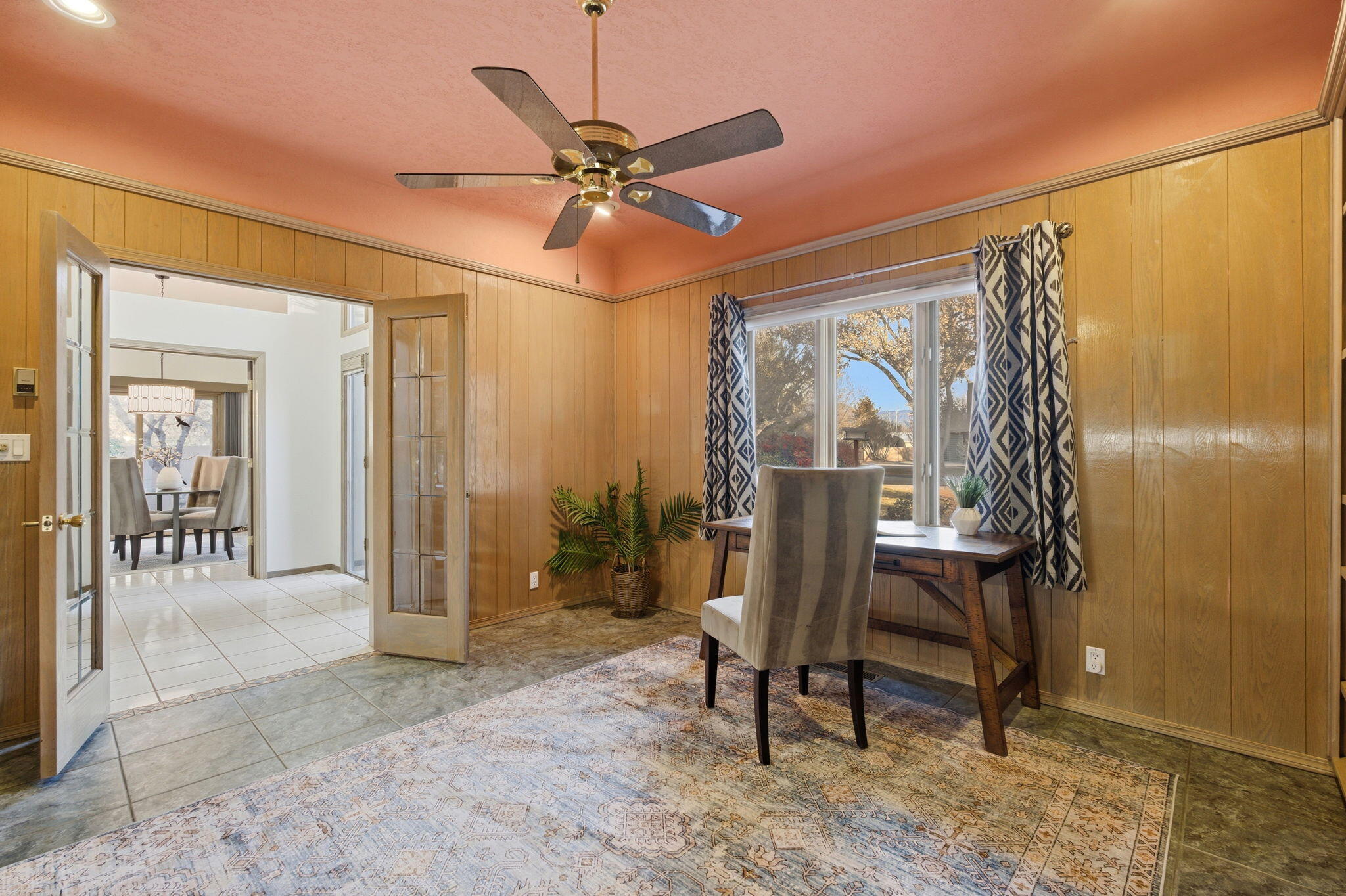 5801 Padre Roberto Road NW