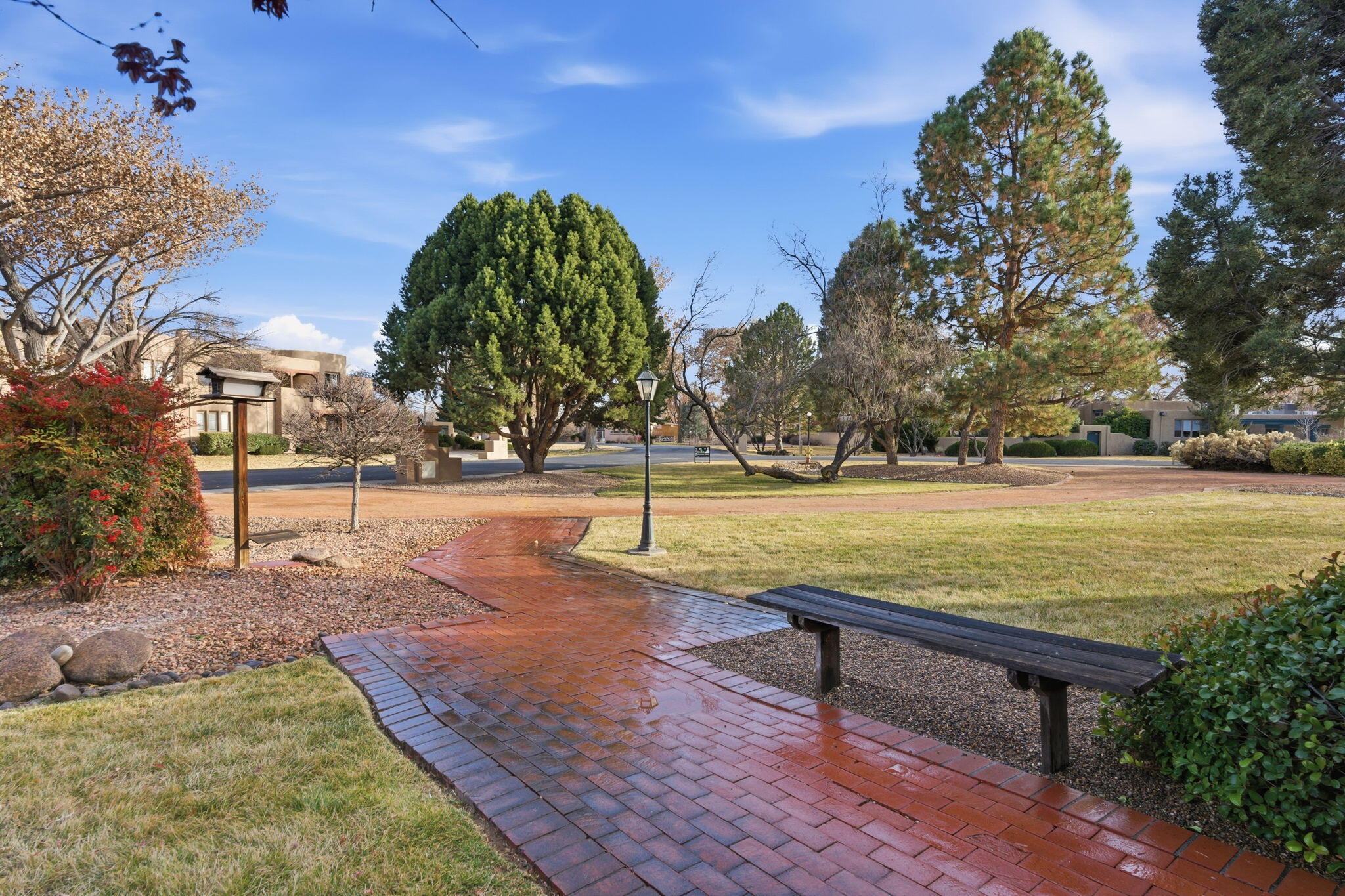 5801 Padre Roberto Road NW