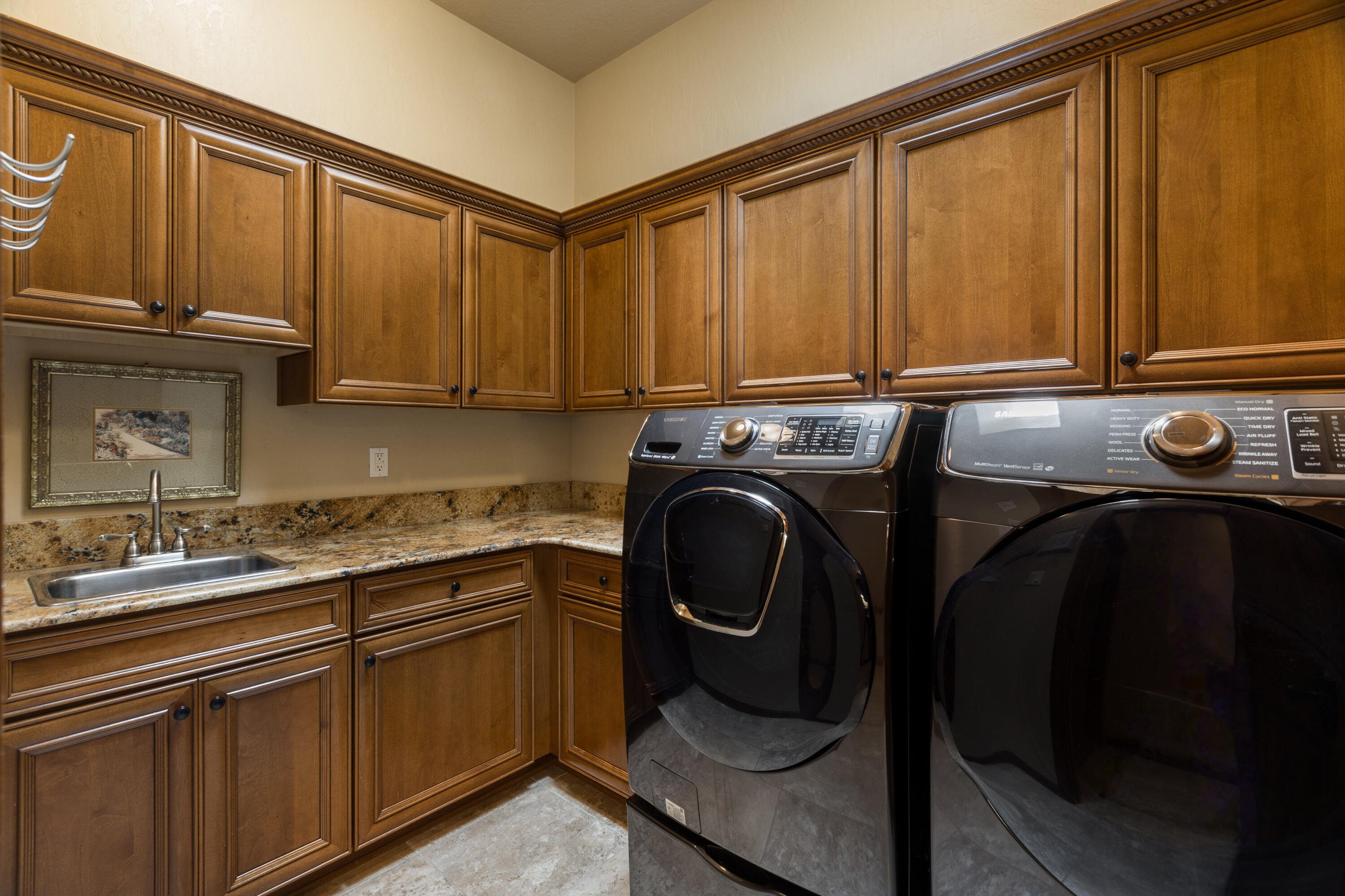 3605 Greystone Ridge Drive SE