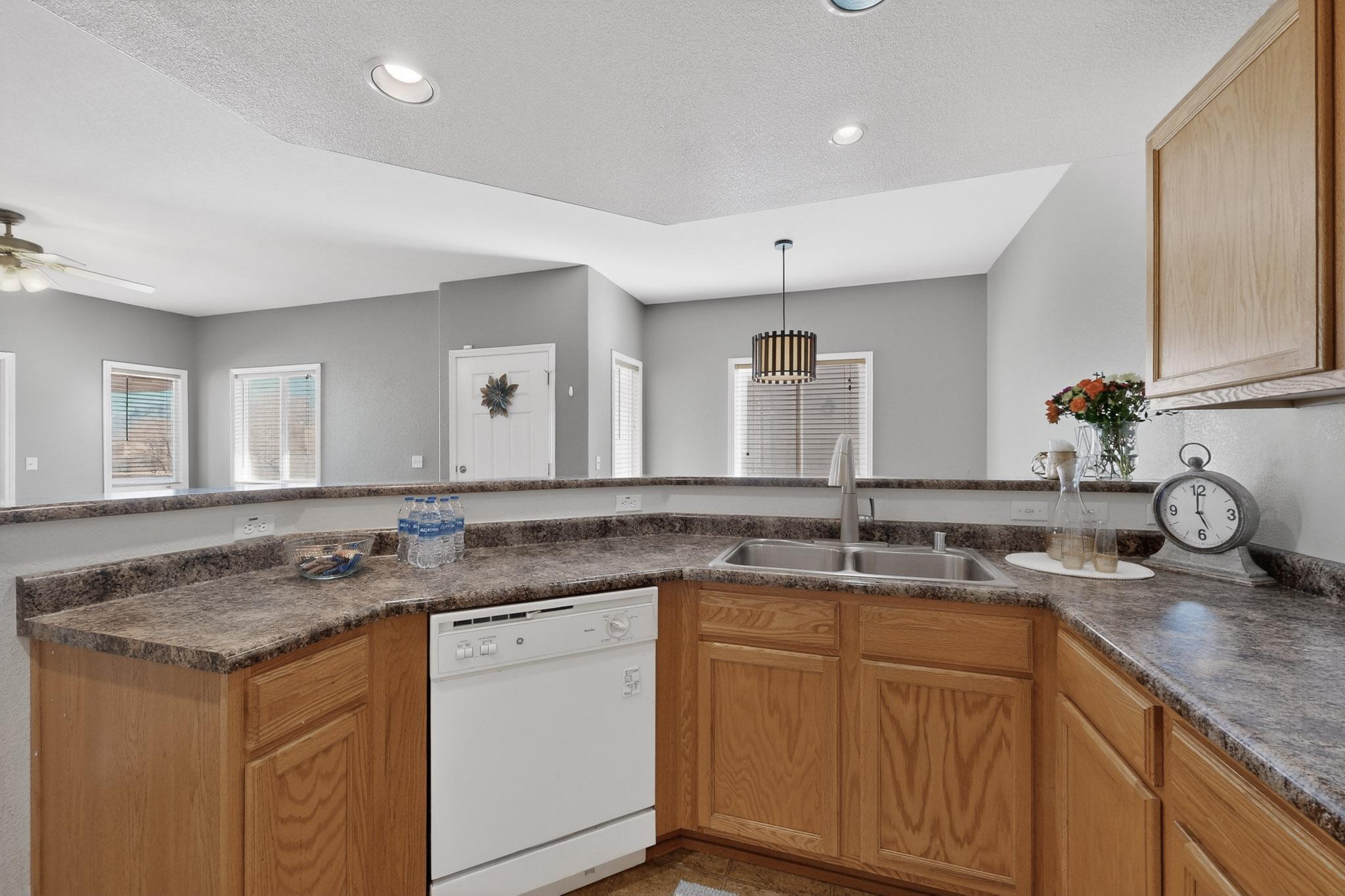 6800 Vista Del Norte Road NE # 1121