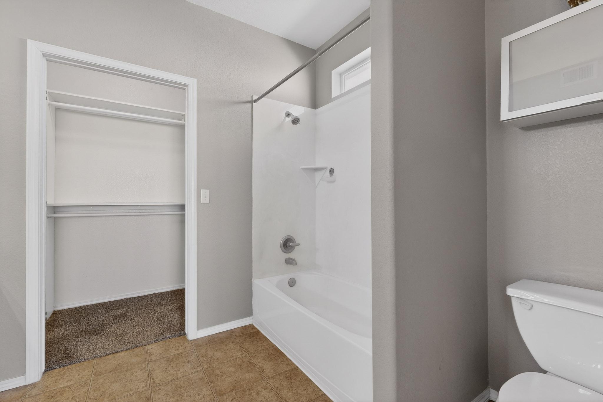 6800 Vista Del Norte Road NE # 1121