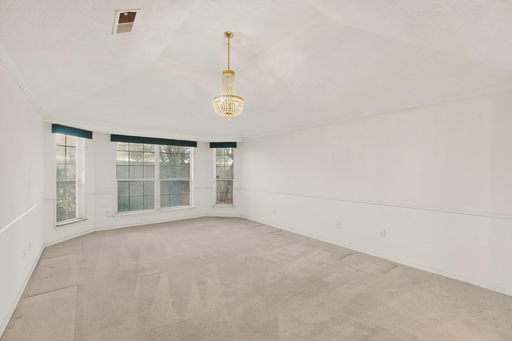 8404 Calle Adolanto NE