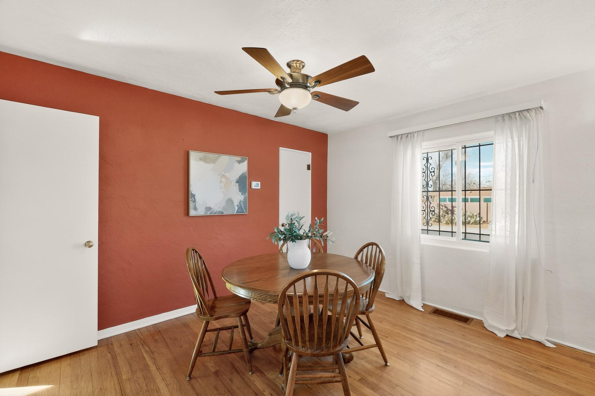 701 Alvarado Drive SE