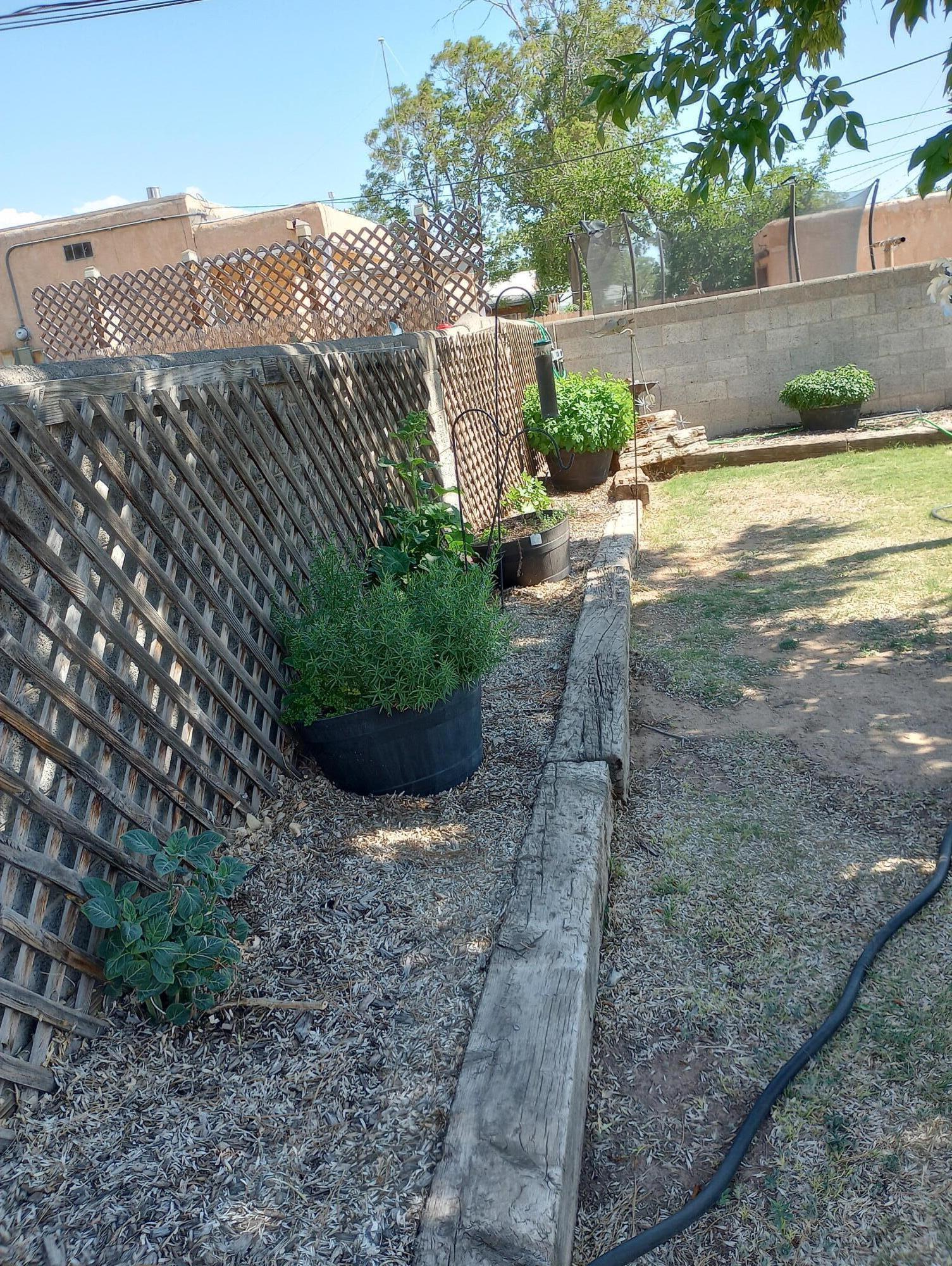 701 Alvarado Drive SE