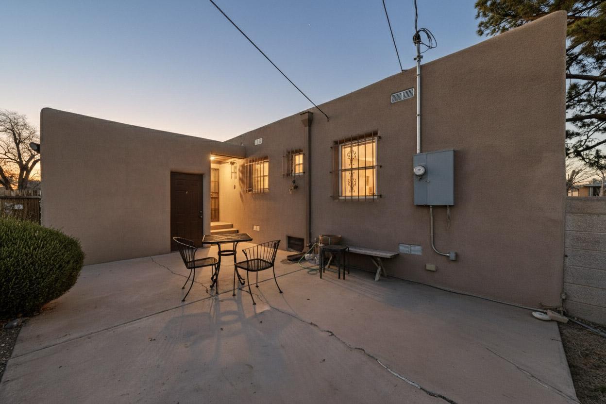 701 Alvarado Drive SE