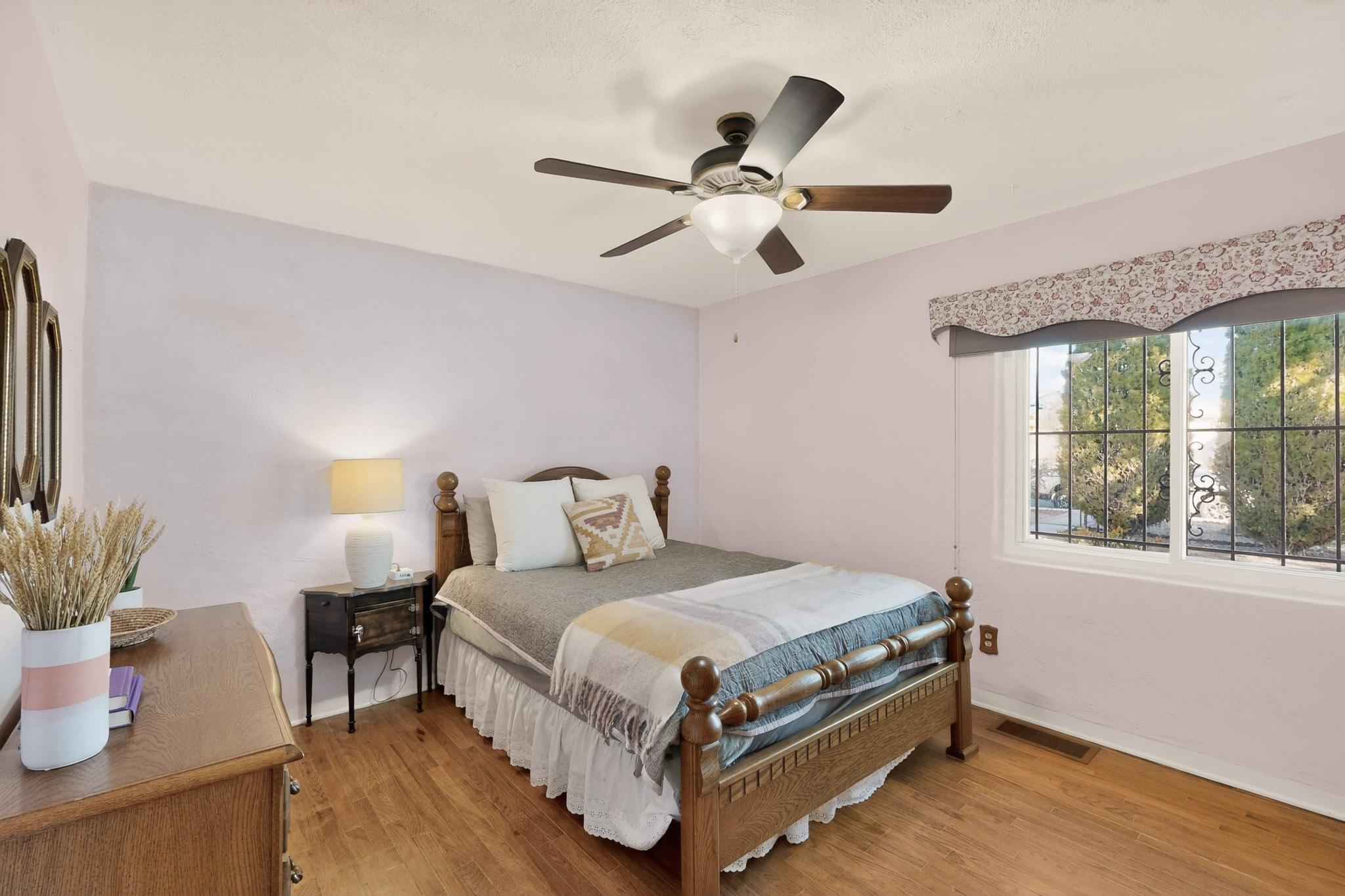 701 Alvarado Drive SE