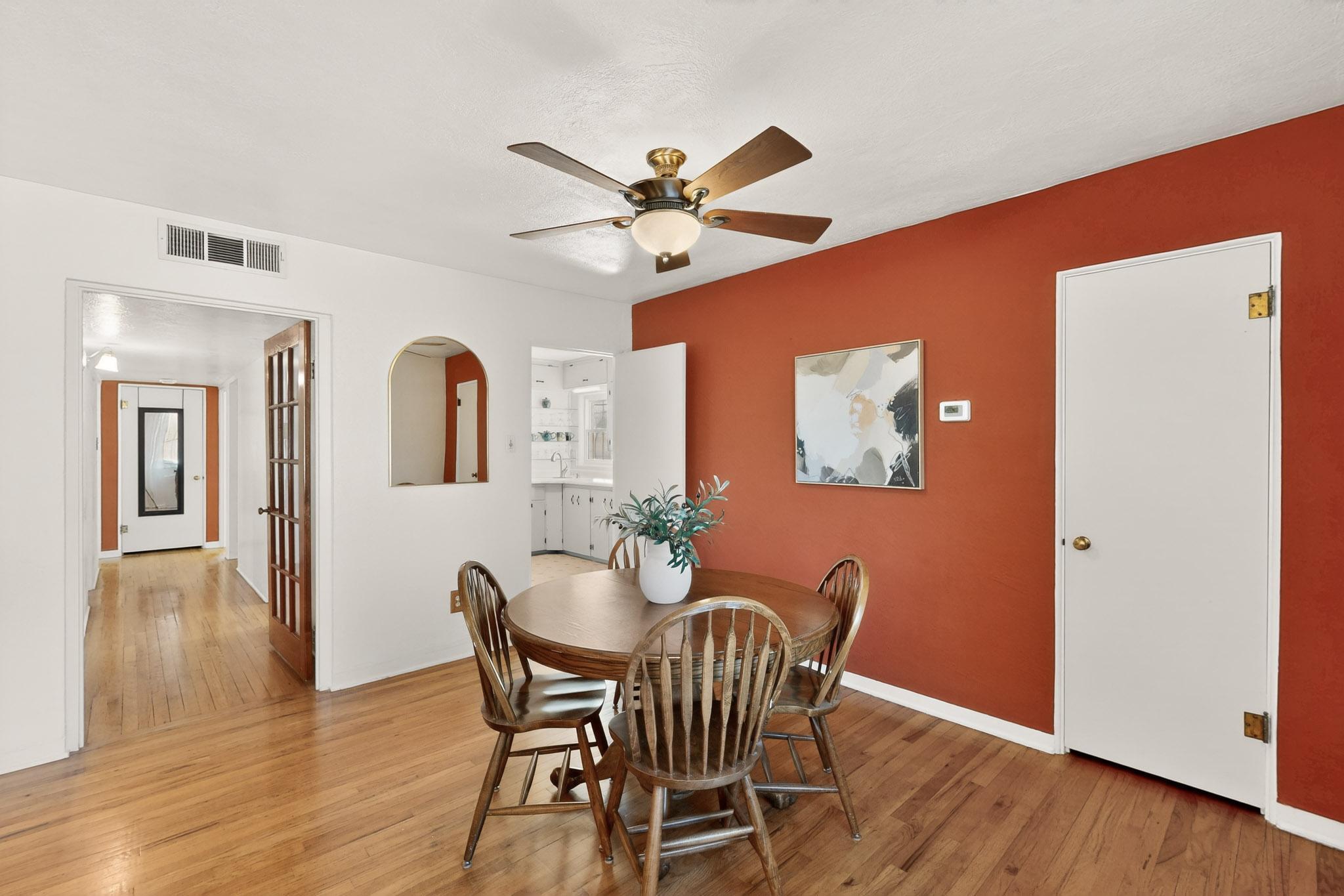 701 Alvarado Drive SE