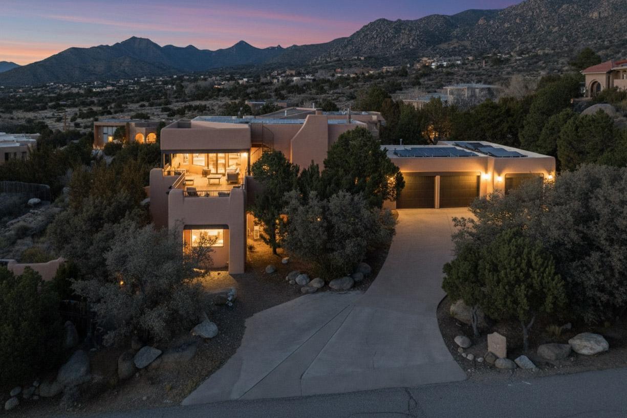 42 Cedar Hill Place NE