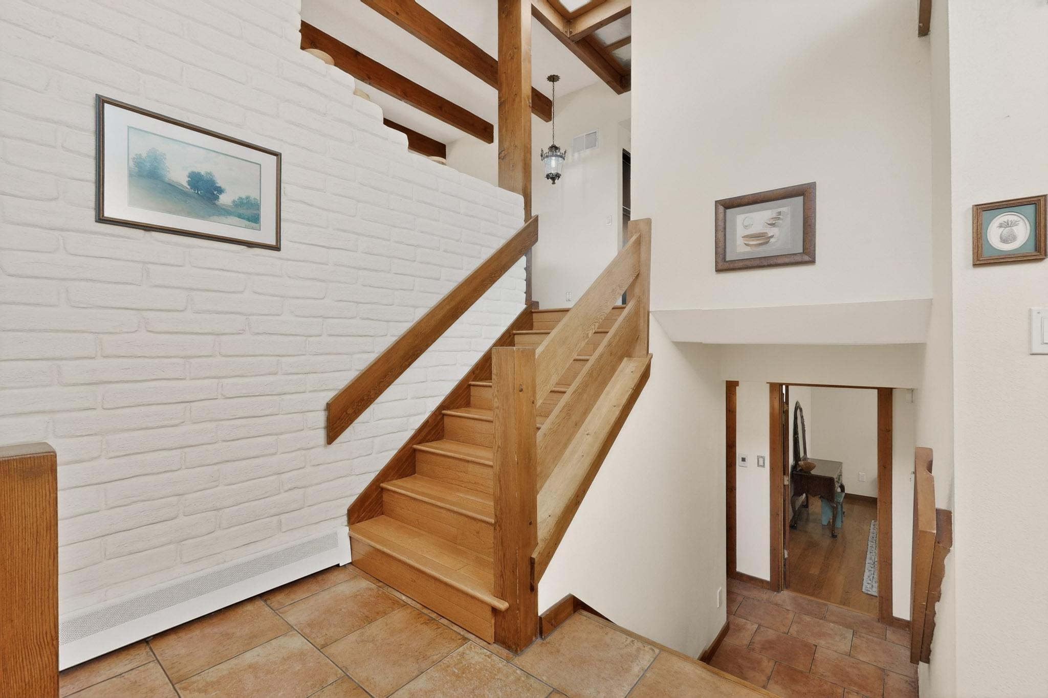 42 Cedar Hill Place NE