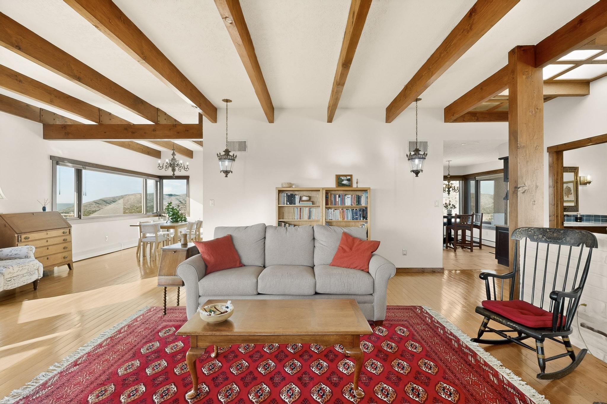 42 Cedar Hill Place NE