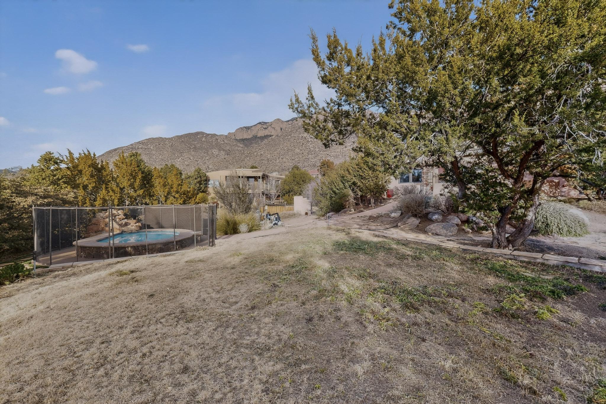 42 Cedar Hill Place NE